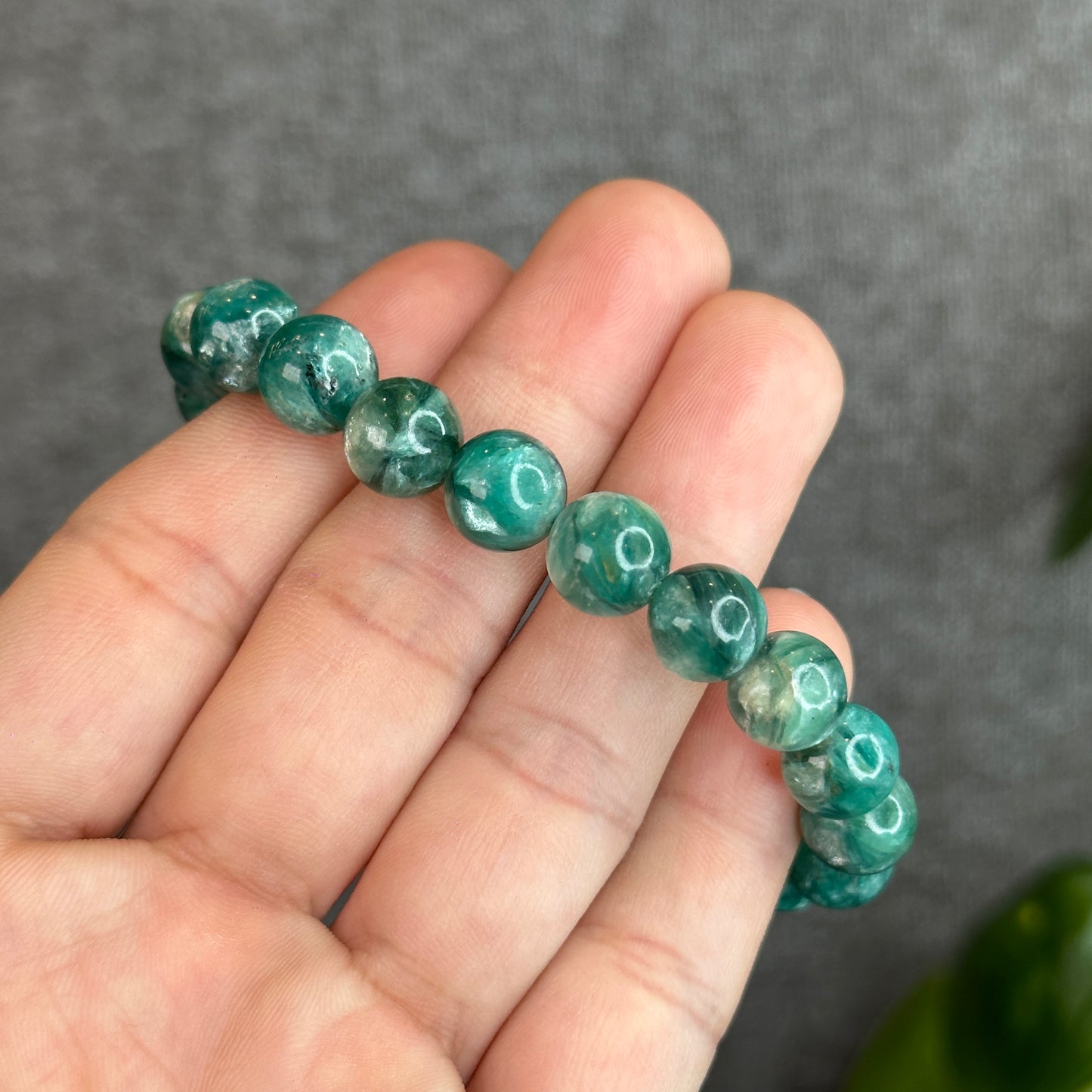Natural Green Emerald Quartz Muscovite Bracelet Size 9.5 mm