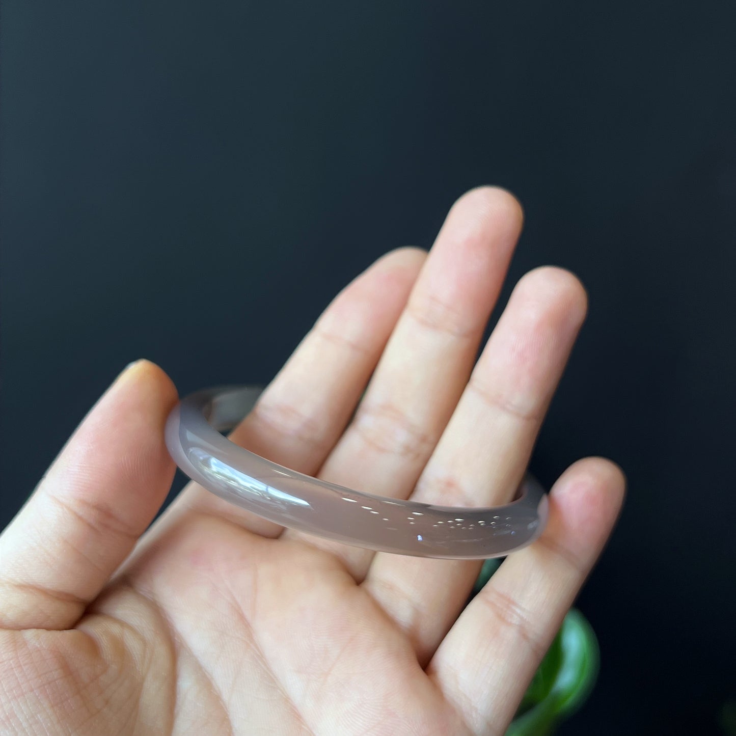 Natural Agate Bangle Leaf Style Size 58 mm