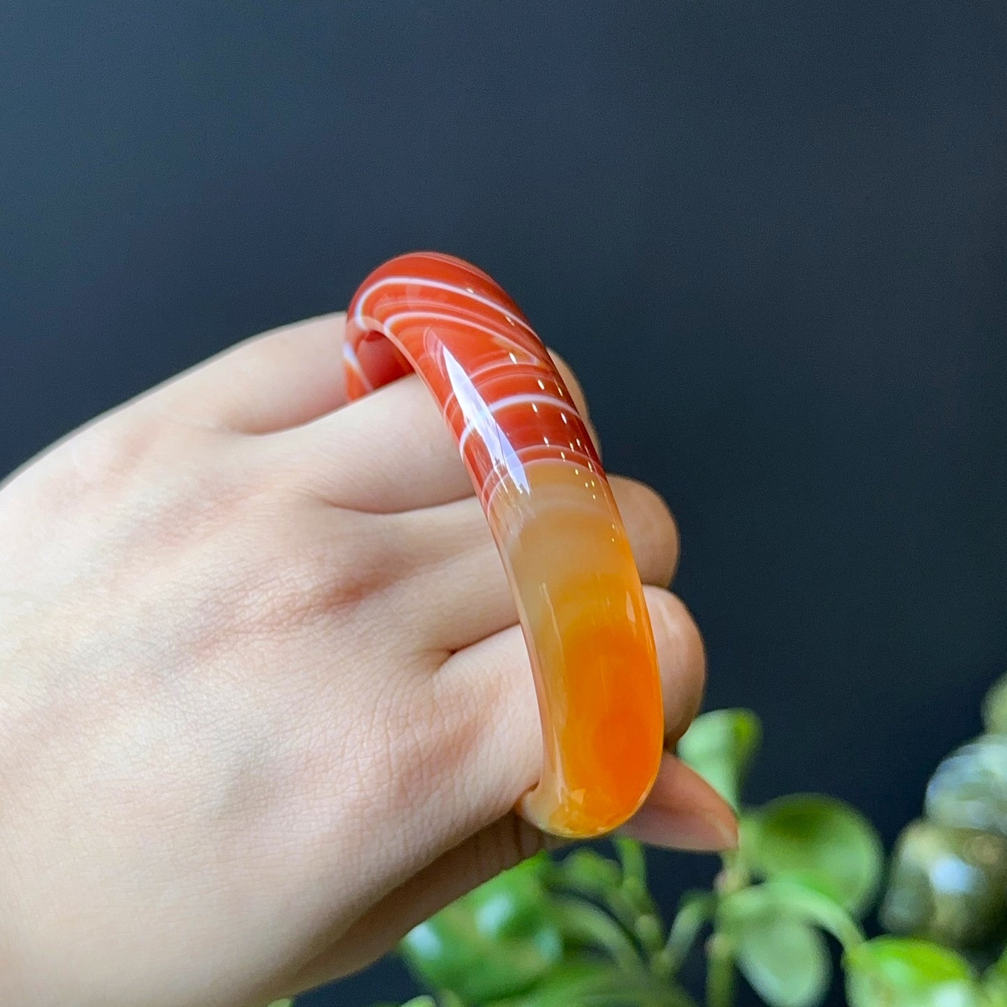 Natural Red Agate Bangle Leaf Style Size 56 mm