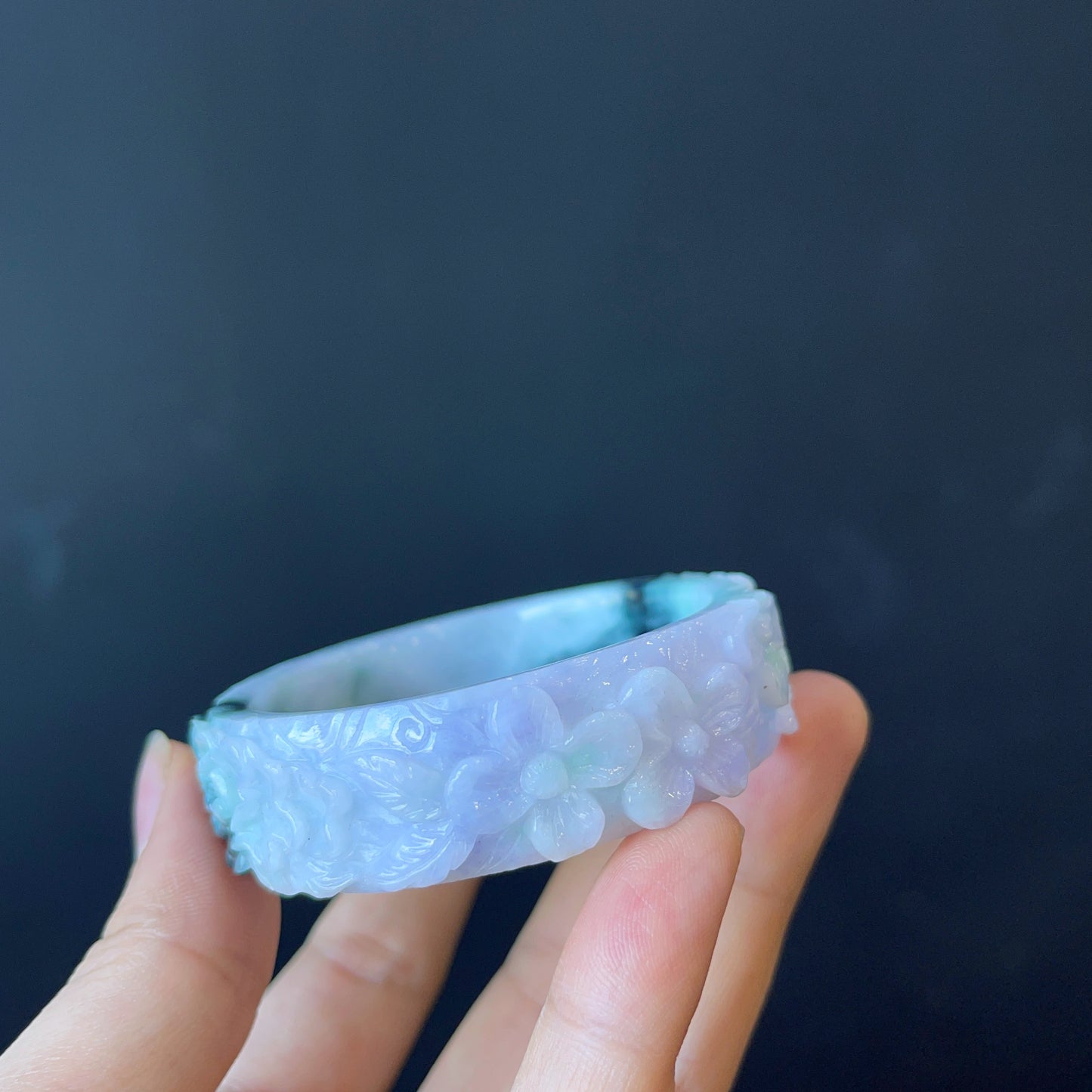 Natural Jadeite Jade Banlge Leaf Style Size 51 mm