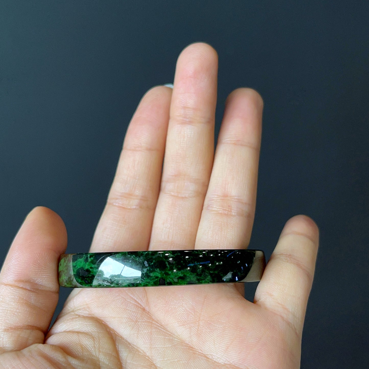 Bracelet en jade jadéite Taille 54 mm Style carré