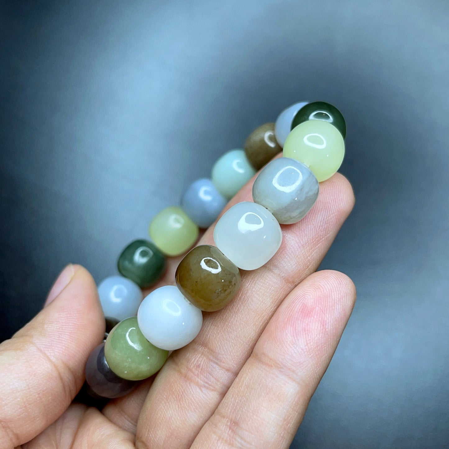 Natural Hoa Dien Natural Nephrite Jade Bracelet Size 12 mm