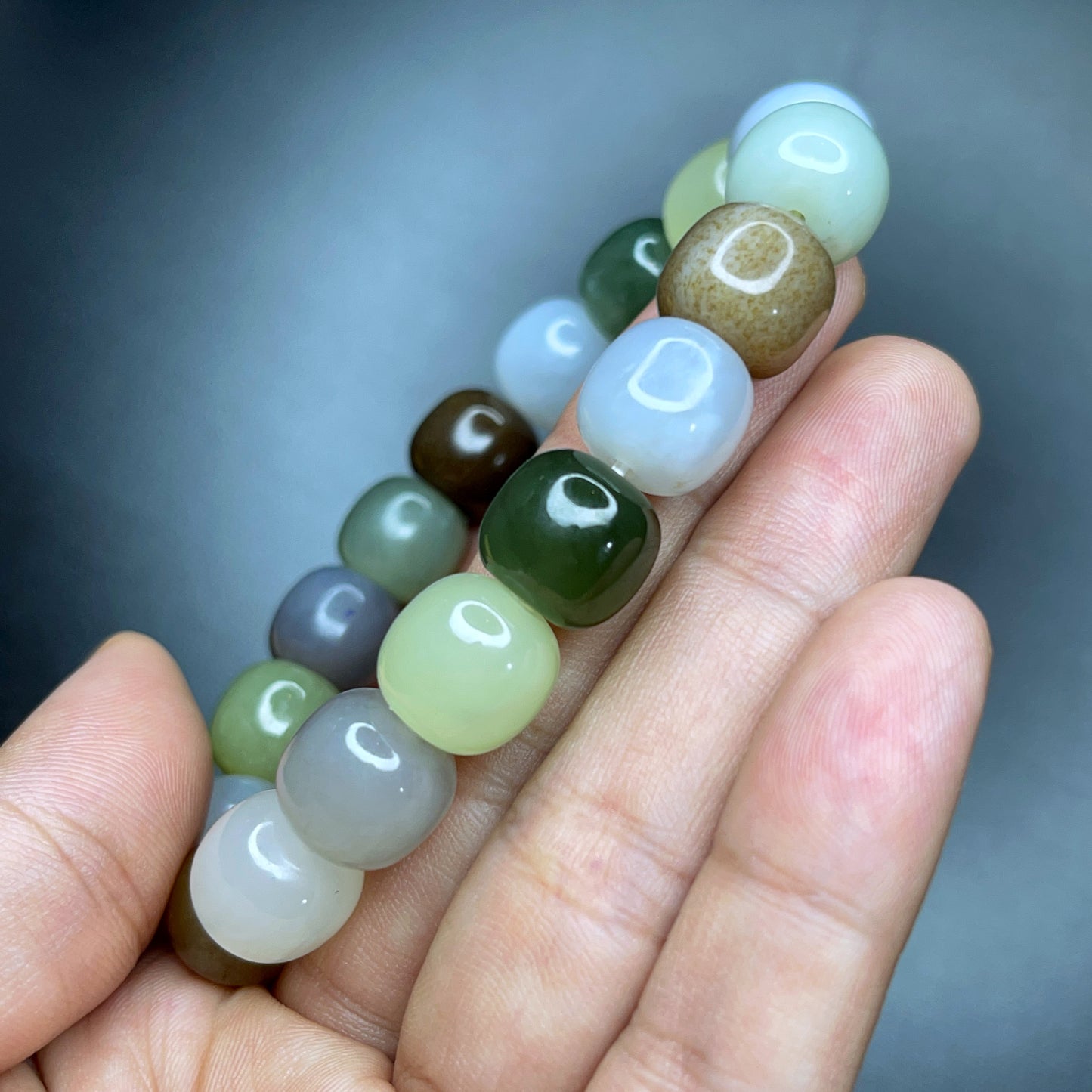 Natural Hoa Dien Natural Nephrite Jade Bracelet Size 12 mm