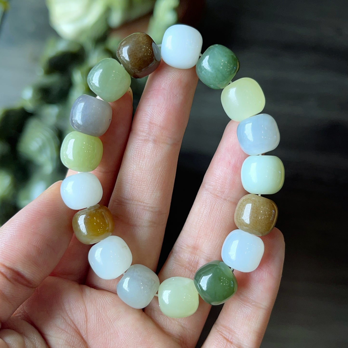 Natural Hoa Dien Natural Nephrite Jade Bracelet Size 12 mm