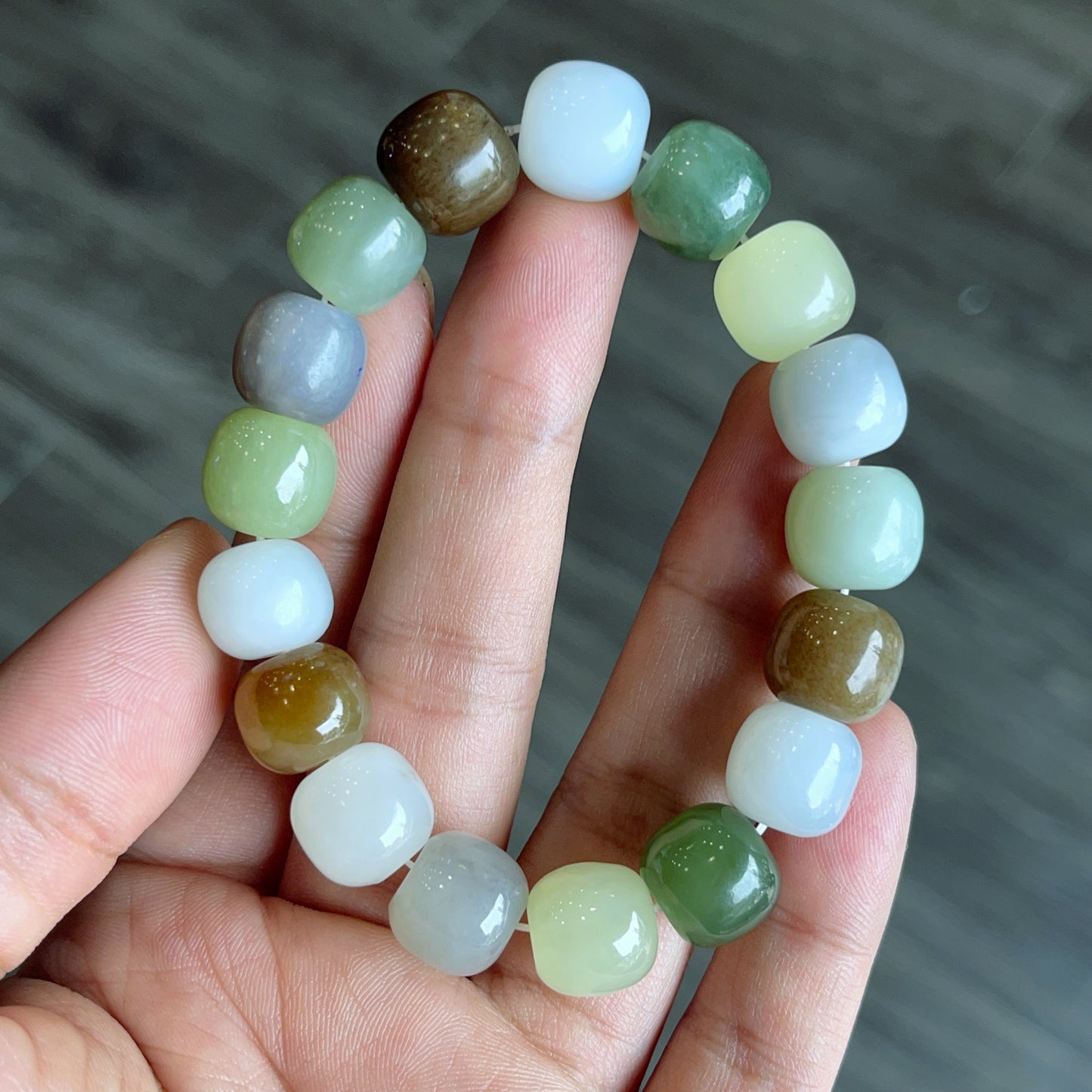 Natural Hoa Dien Natural Nephrite Jade Bracelet Size 12 mm