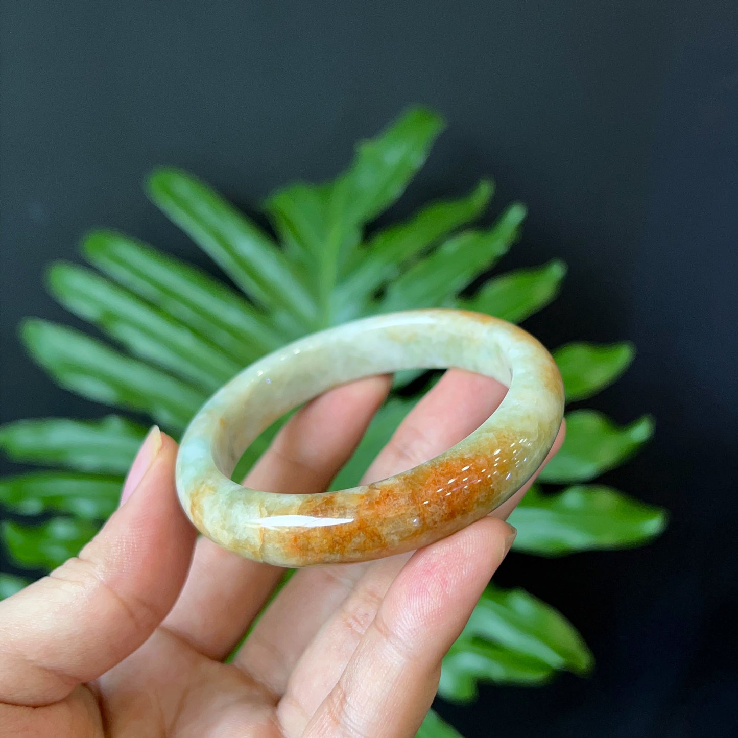 Natural Jadeite Jade Bangle Leaf Style Size 52 mm