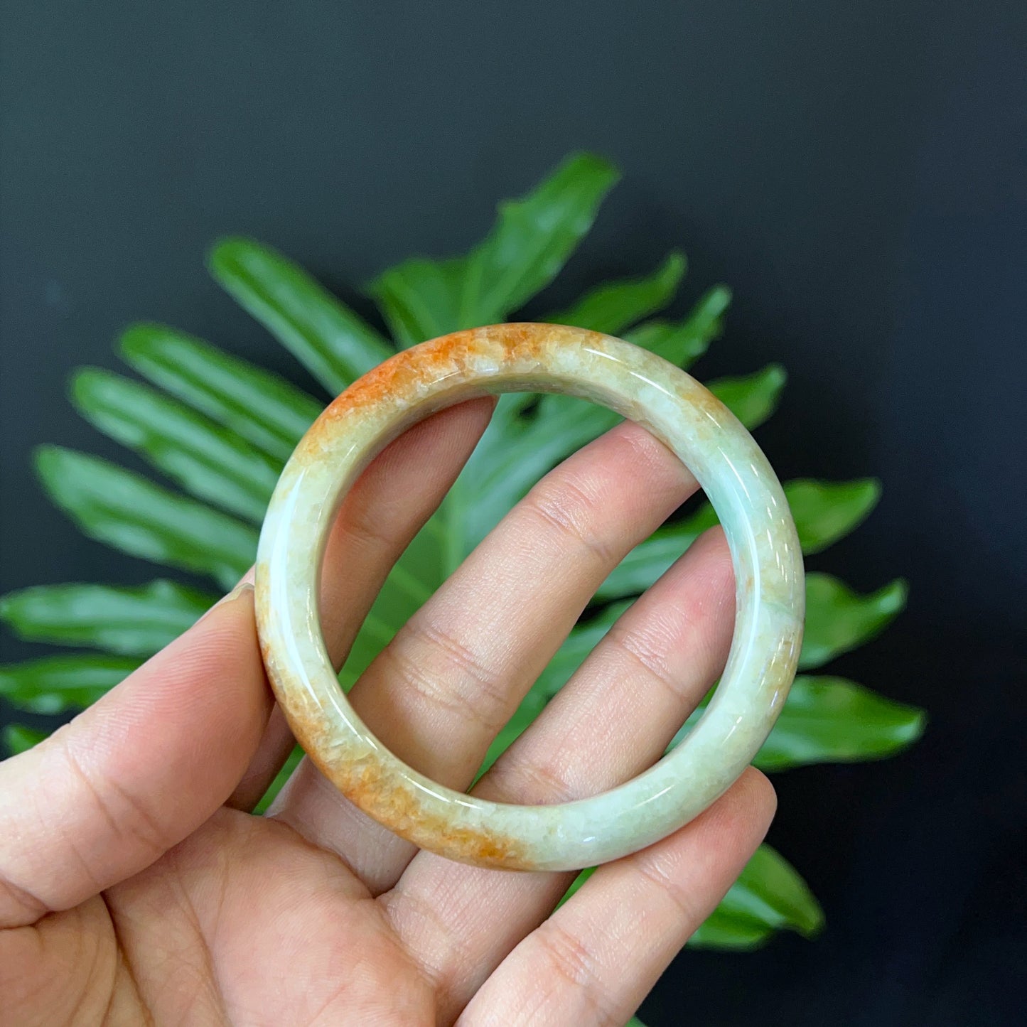 Natural Jadeite Jade Bangle Leaf Style Size 52 mm