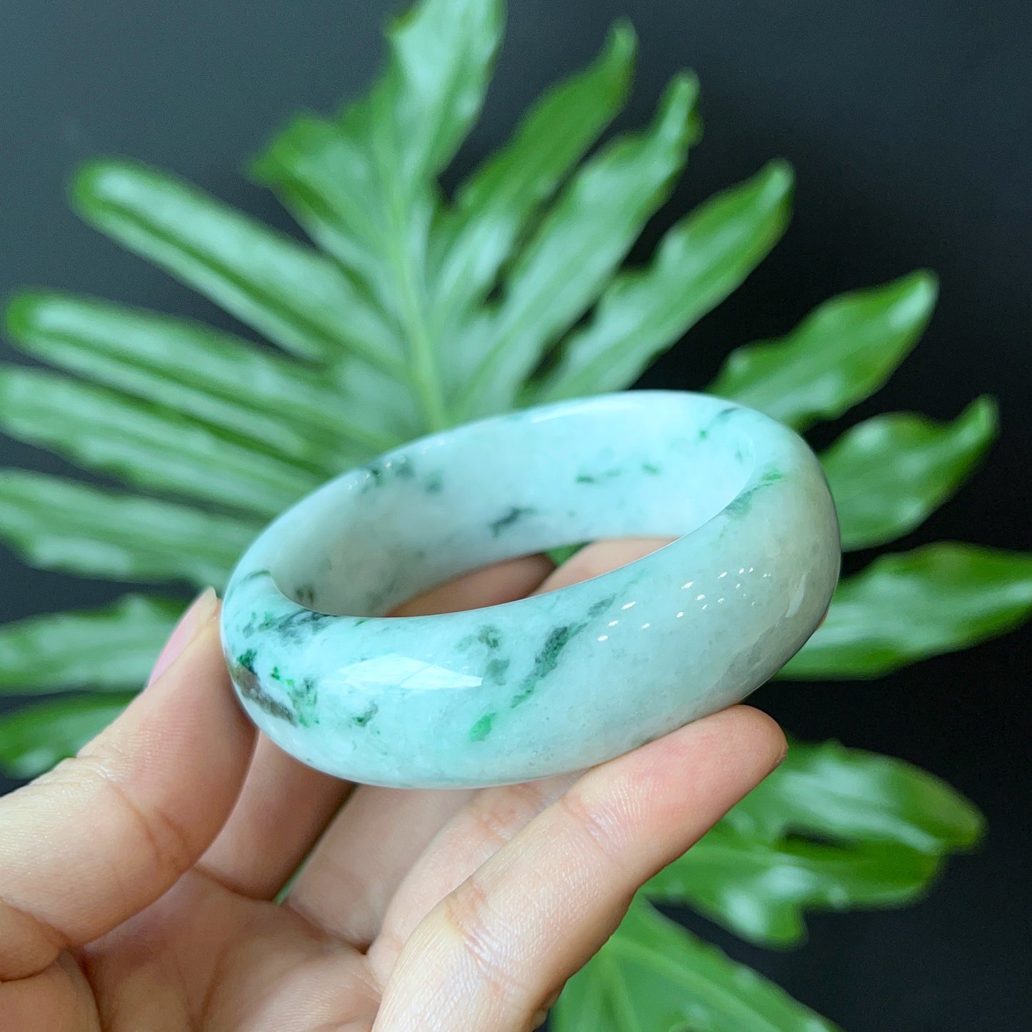 Natural Jadeite Jade Bangle Leaf Style Size 55 mm