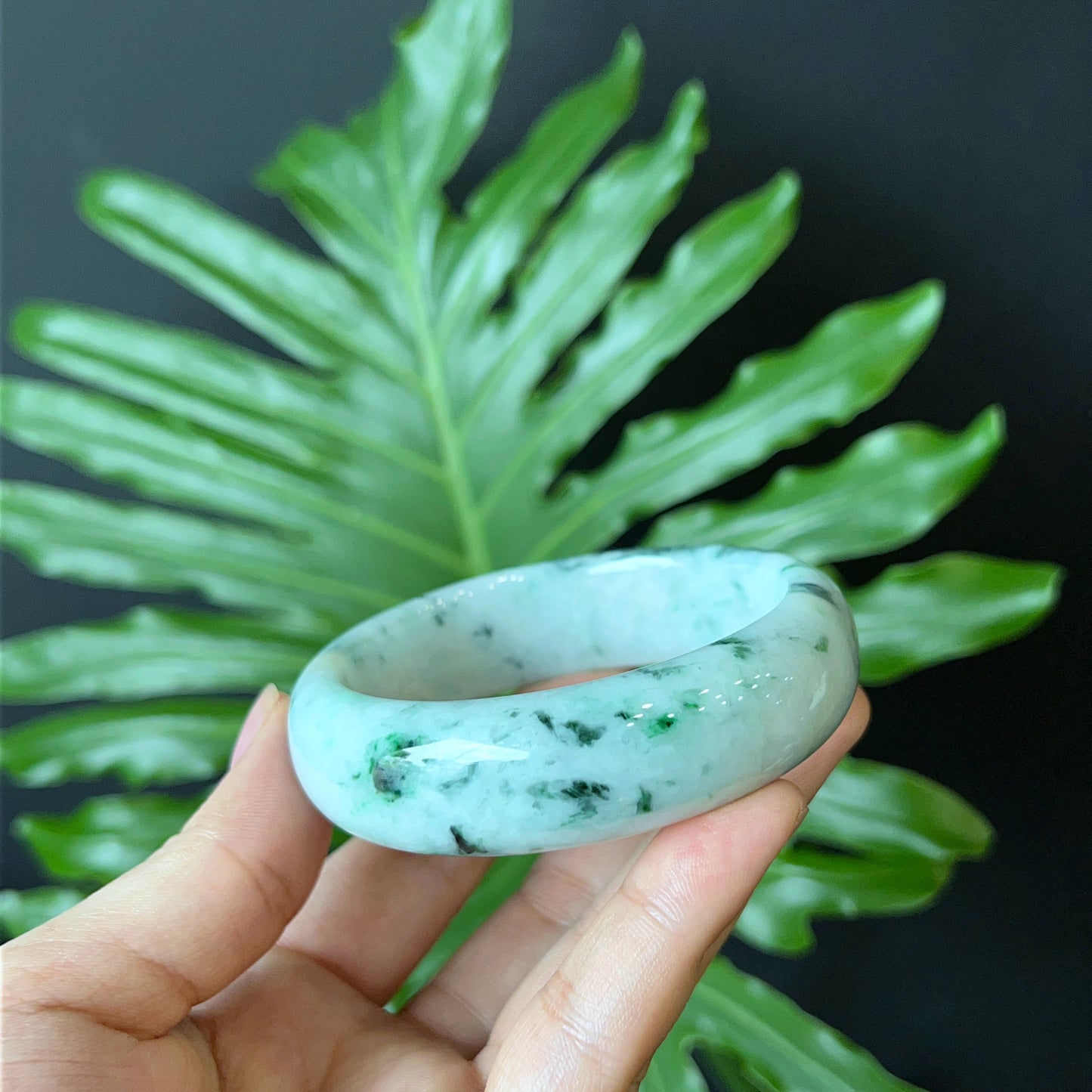 Natural Jadeite Jade Bangle Leaf Style Size 57 mm