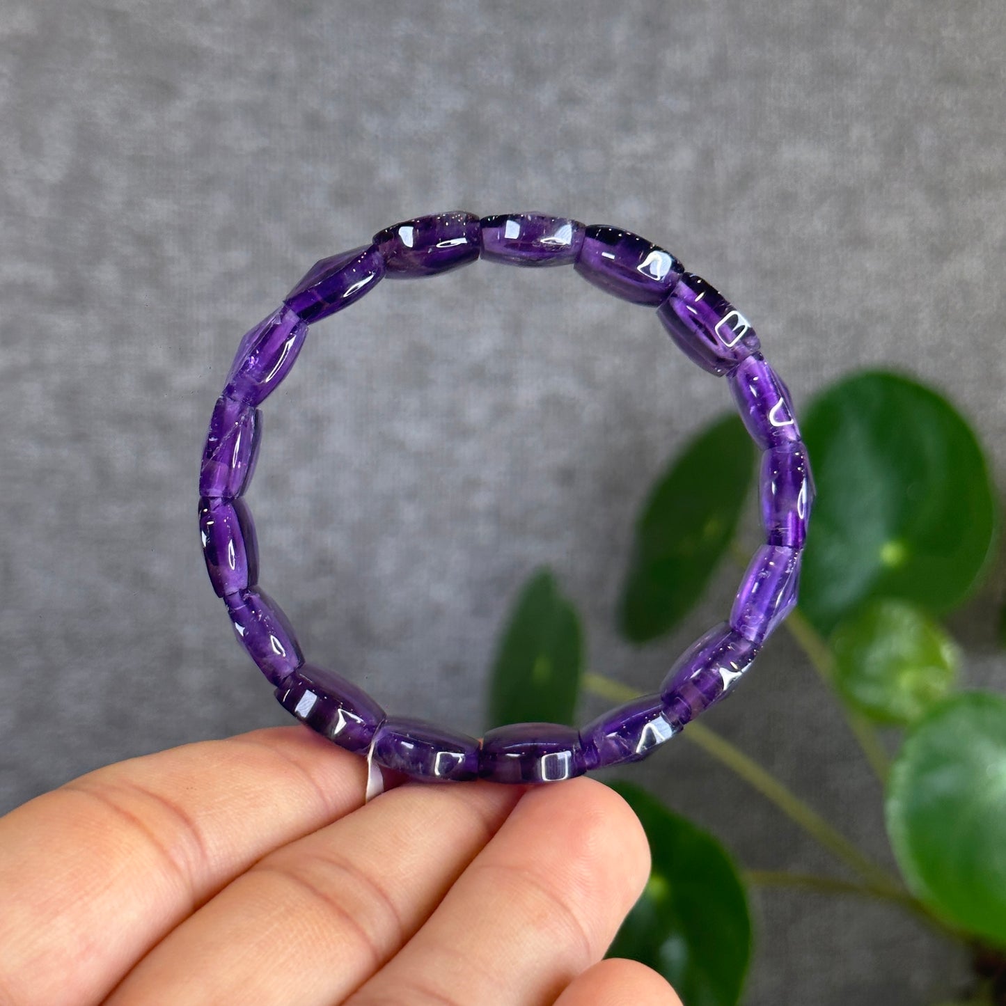 Bracelet manchette à facettes en améthyste d'Uruguay Taille 15 mm