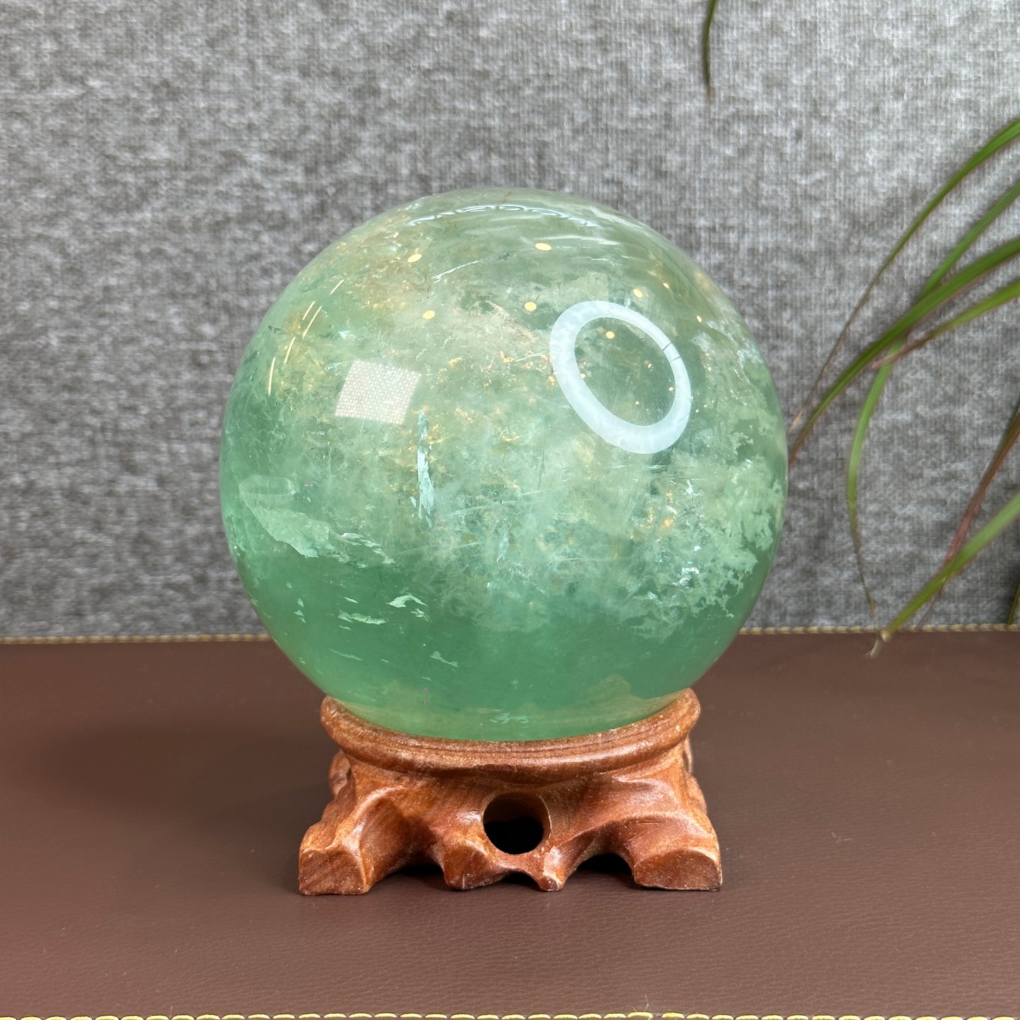 Sphère de fluorite 2,23 Kg