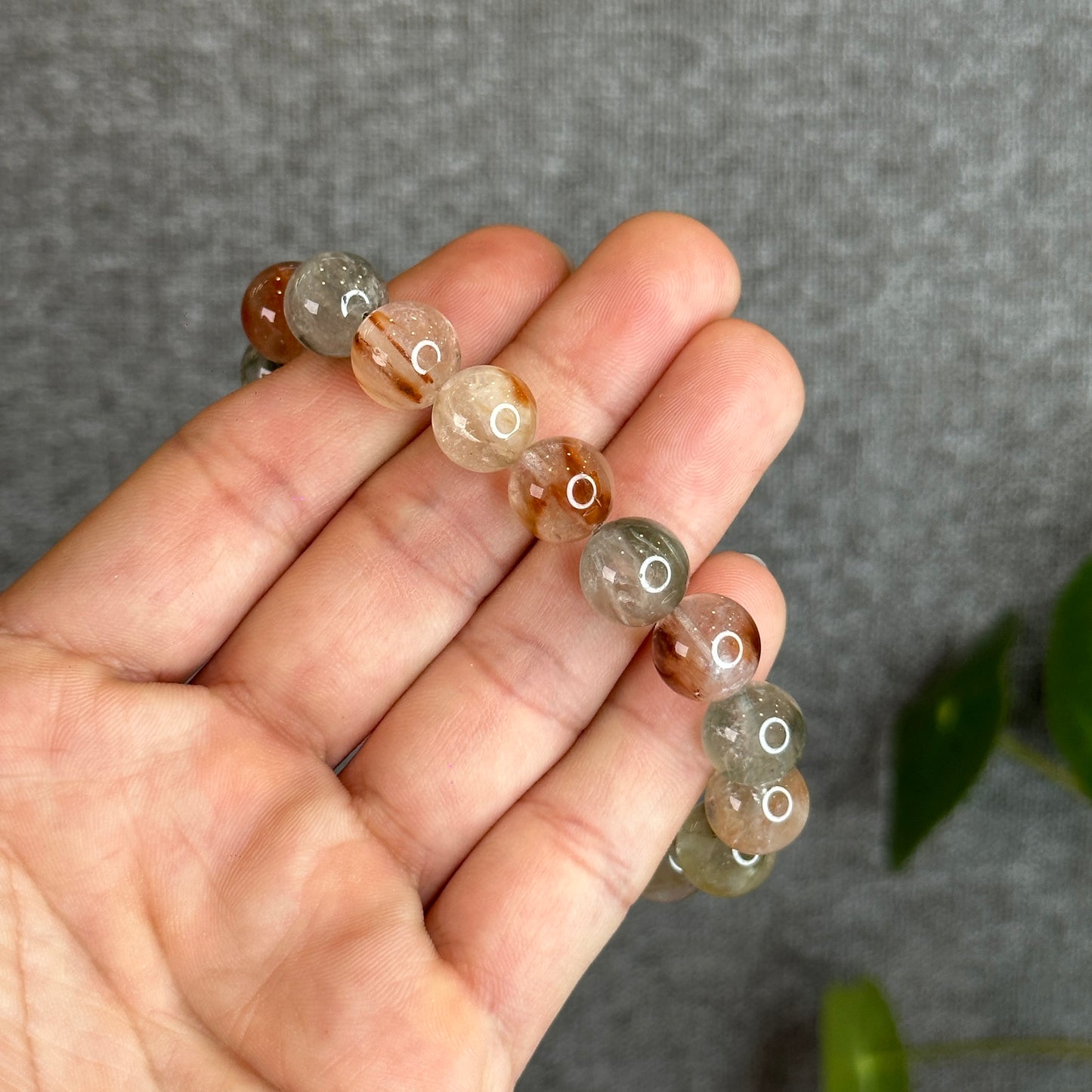 Poils de Lapin Arc-en-Ciel Amphibole Quartz Taille 11 mm