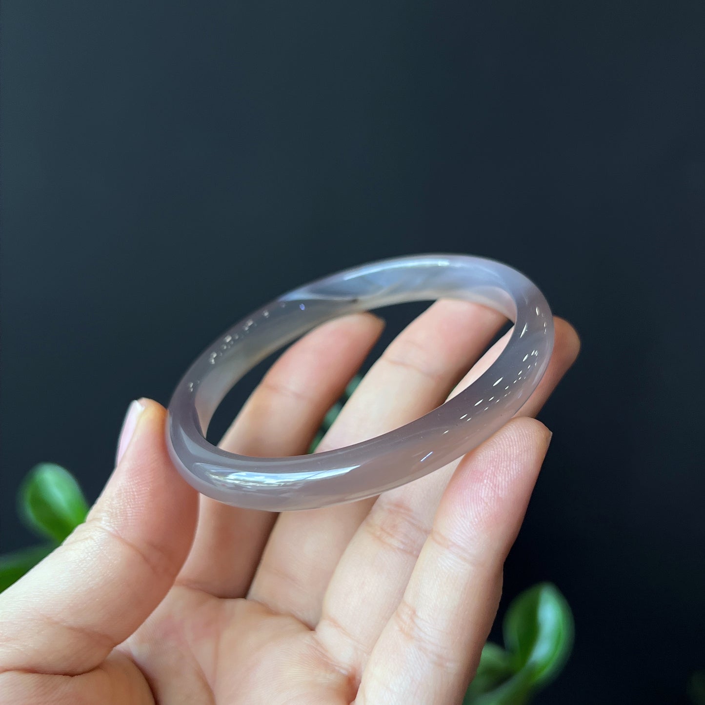 Natural Agate Bangle Leaf Style Size 58 mm