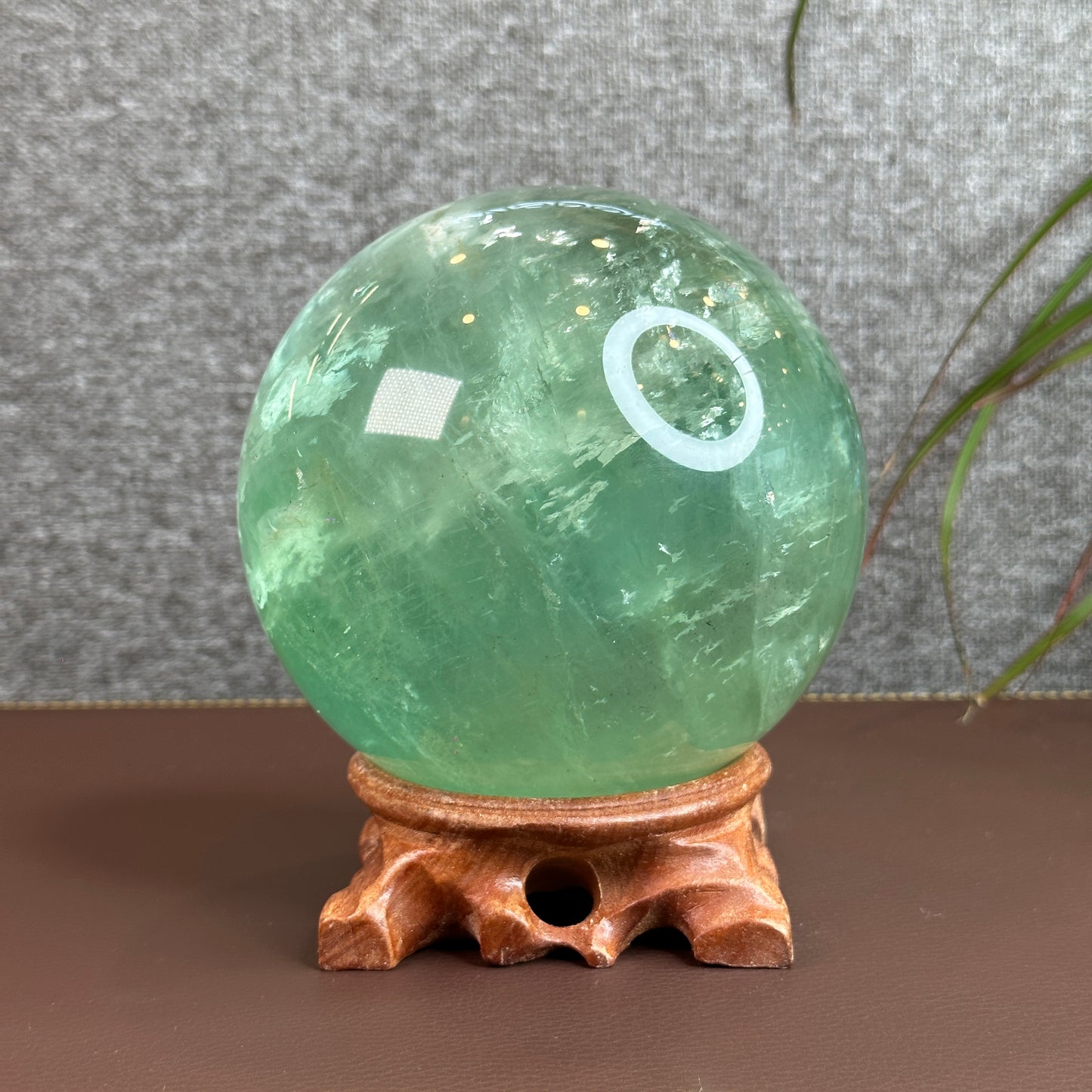 Sphère de fluorite 2,23 Kg