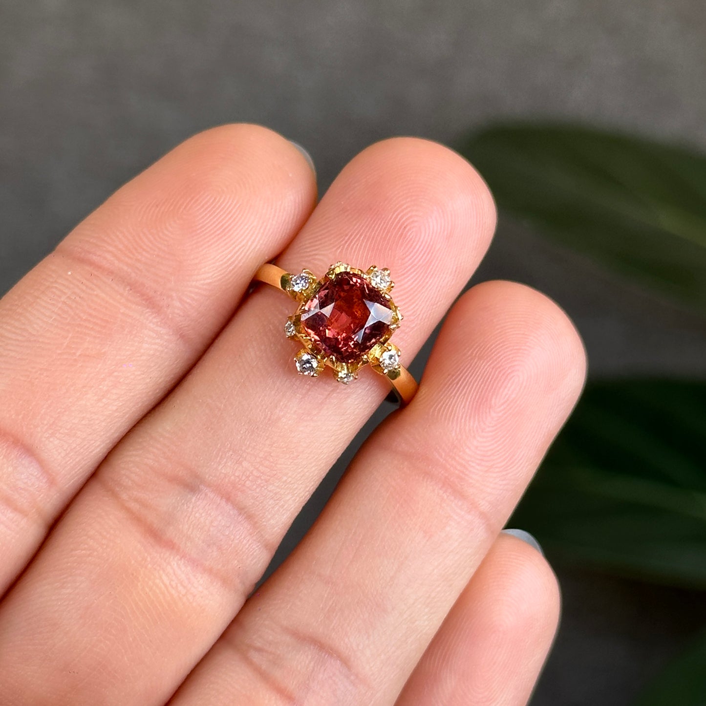 Natural Spinel Ring with Diamond and 14 K gold setting