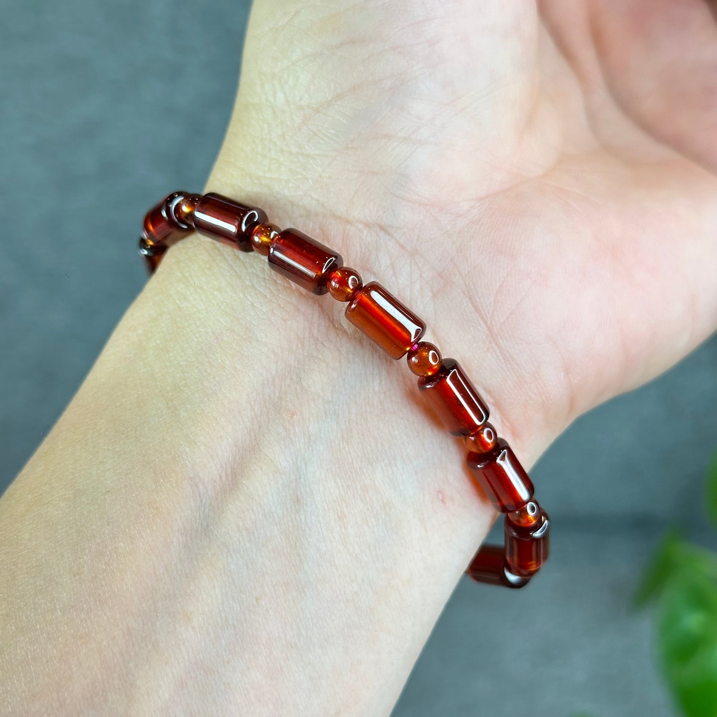 Natural Garnet Lu Thong Mix Bead Bracelet Size 6 mm