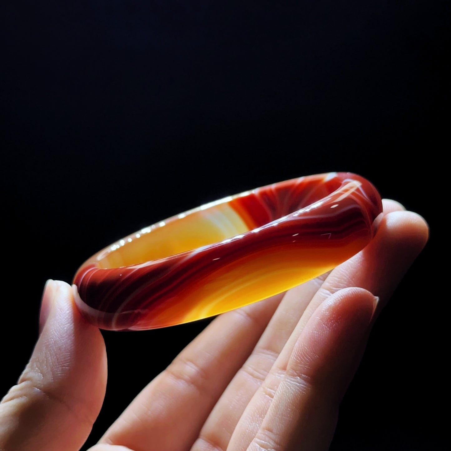 Natural Red Agate Bangle Leaf Style Size 56 mm