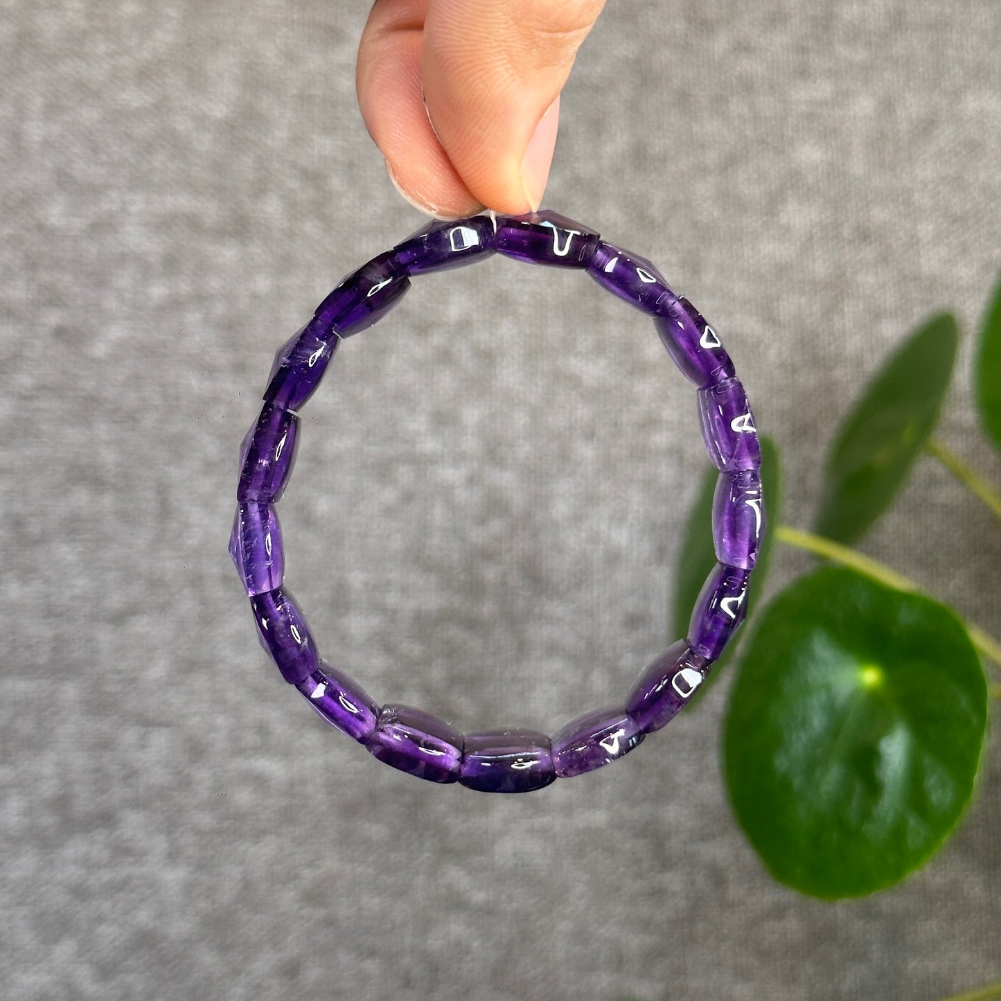 Bracelet manchette à facettes en améthyste d'Uruguay Taille 15 mm