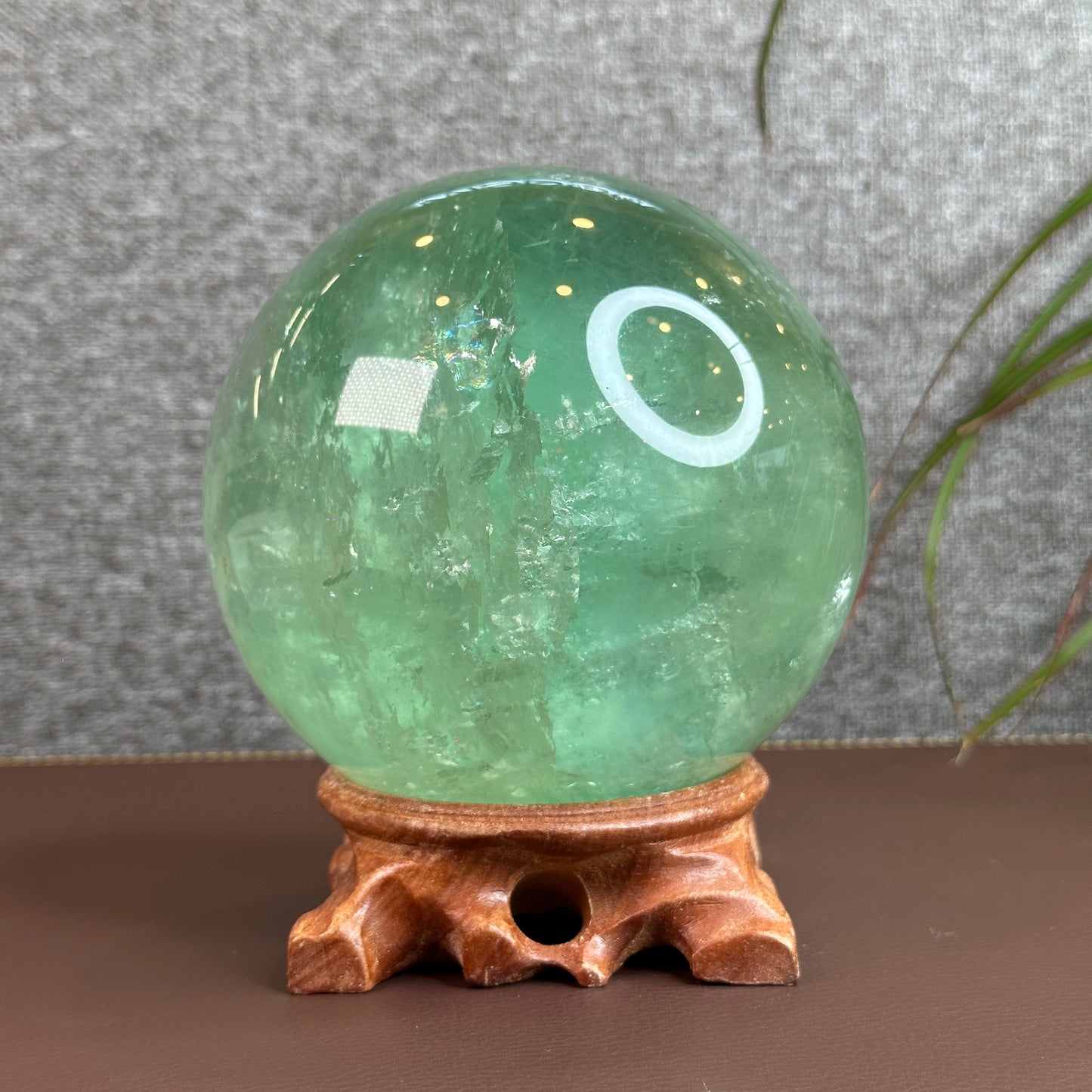 Sphère de fluorite 2,23 Kg