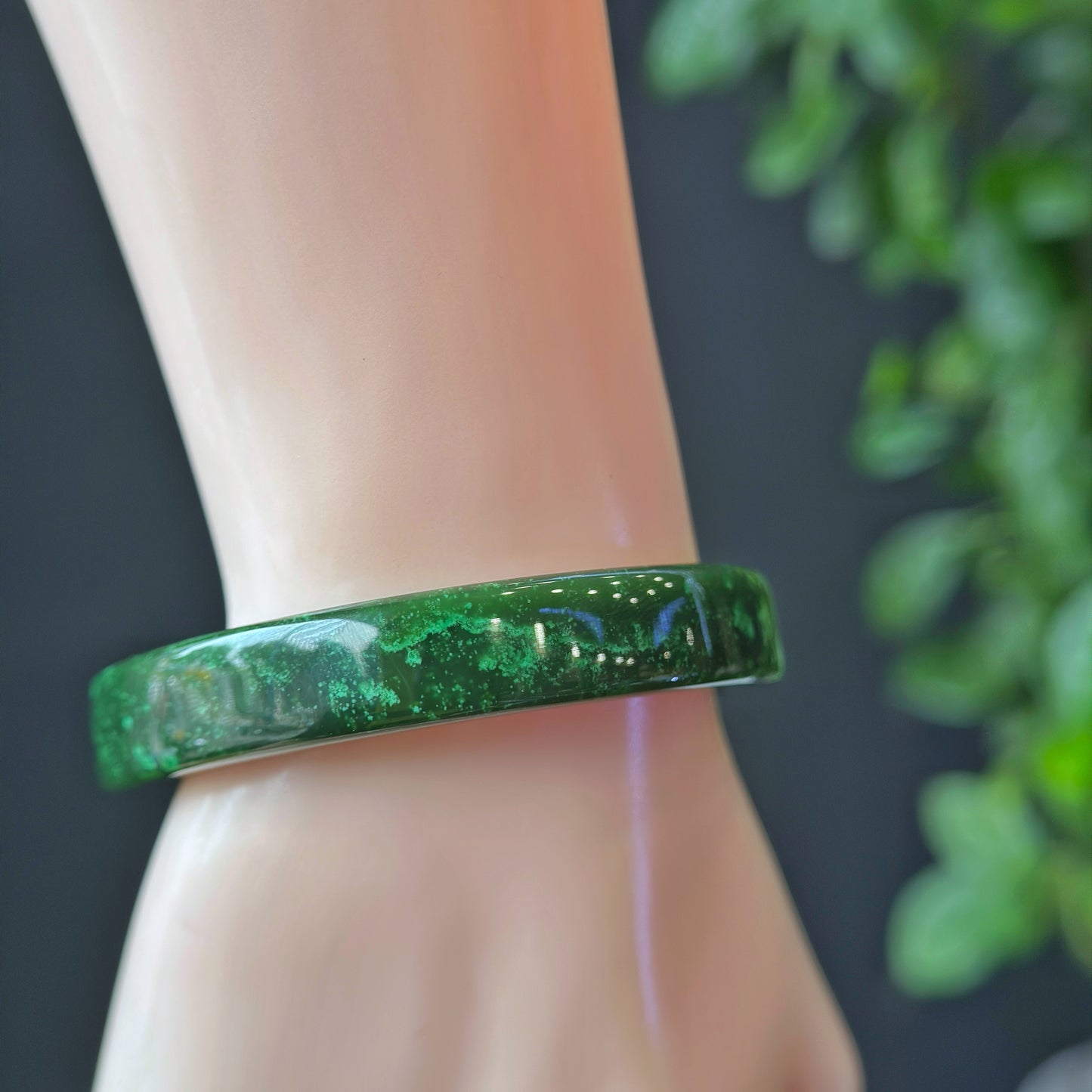 Natural Nephrite Jade VIP Banlge Square Style Size 53.5 mm