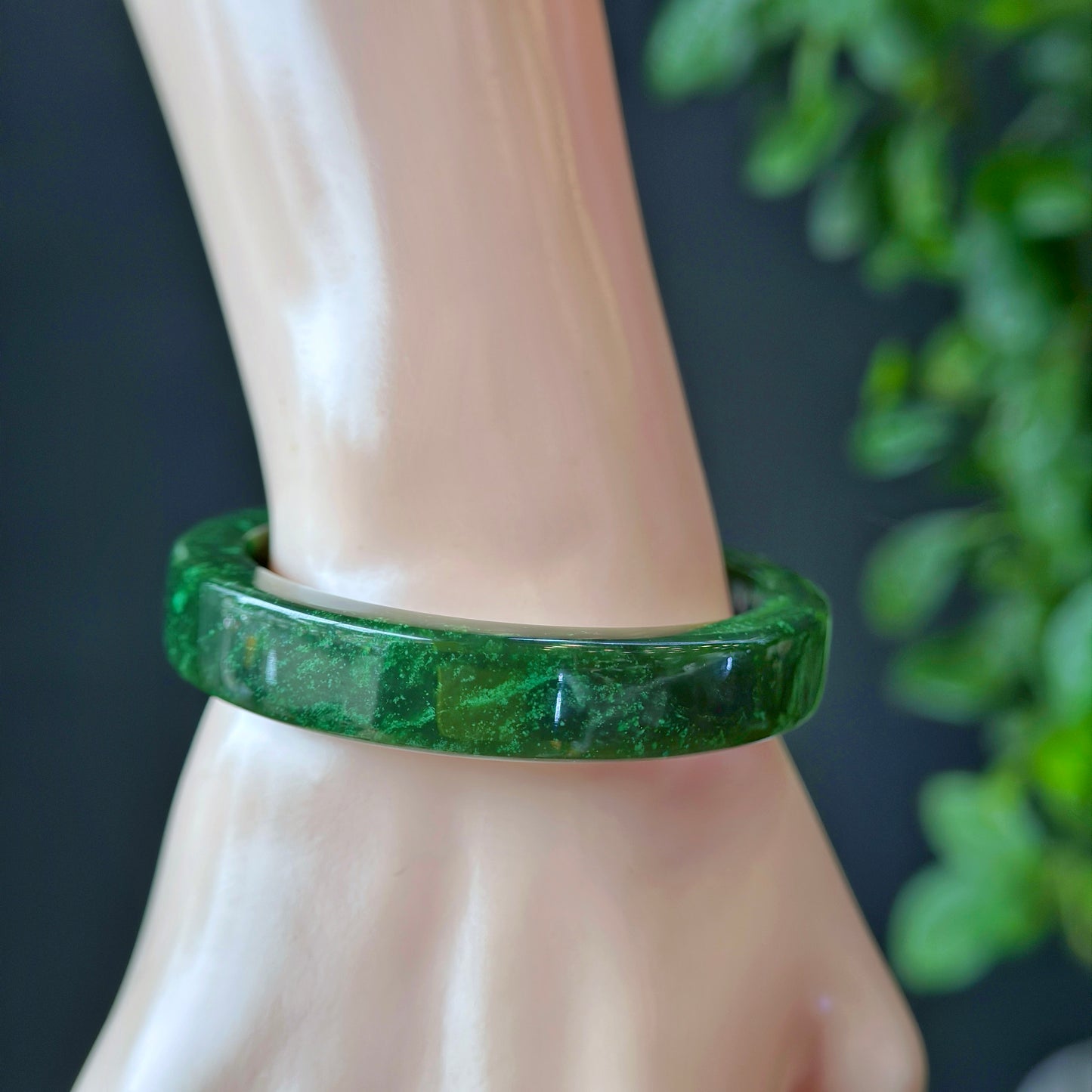 Natural Nephrite Jade VIP Banlge Square Style Size 53.5 mm