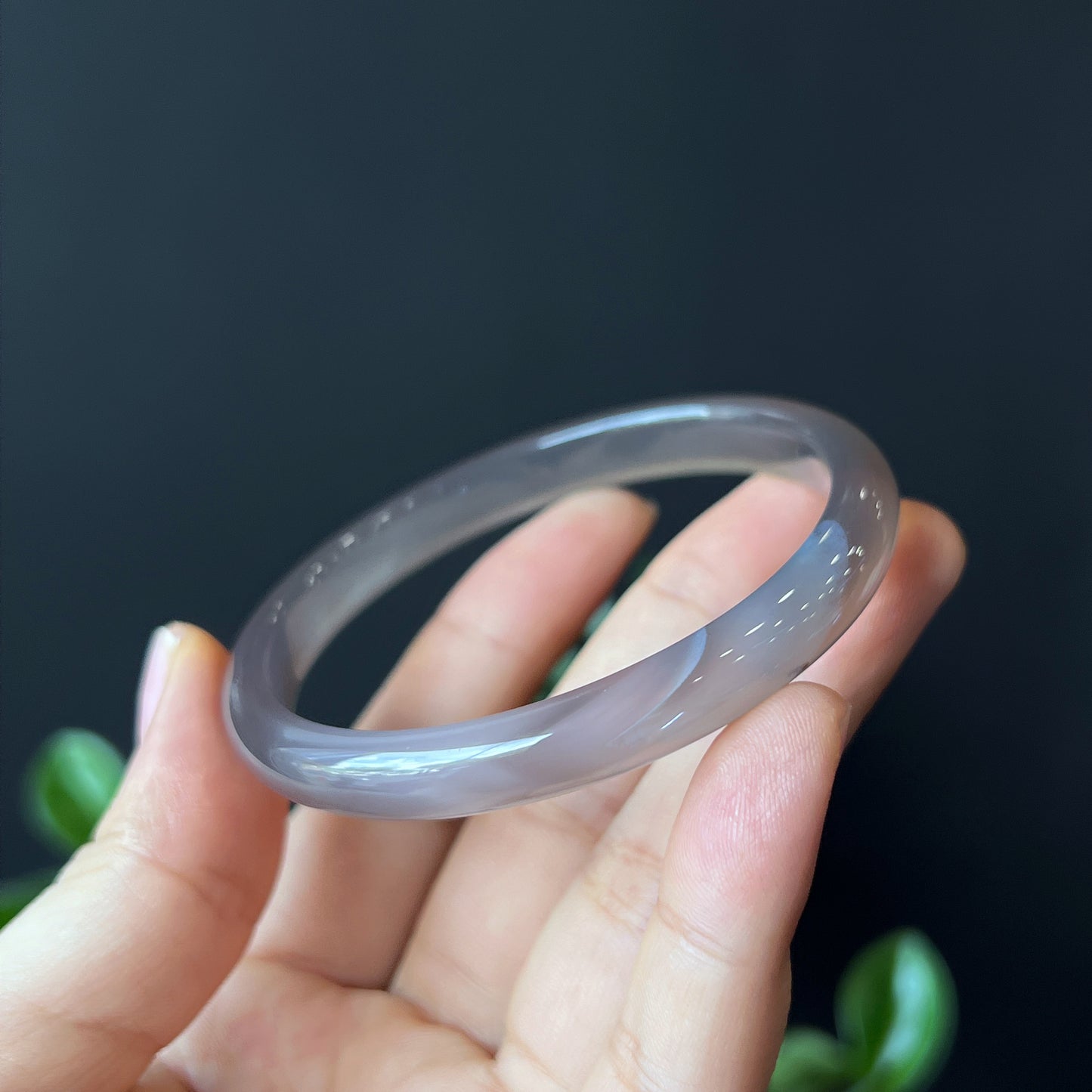 Natural Agate Bangle Leaf Style Size 58 mm