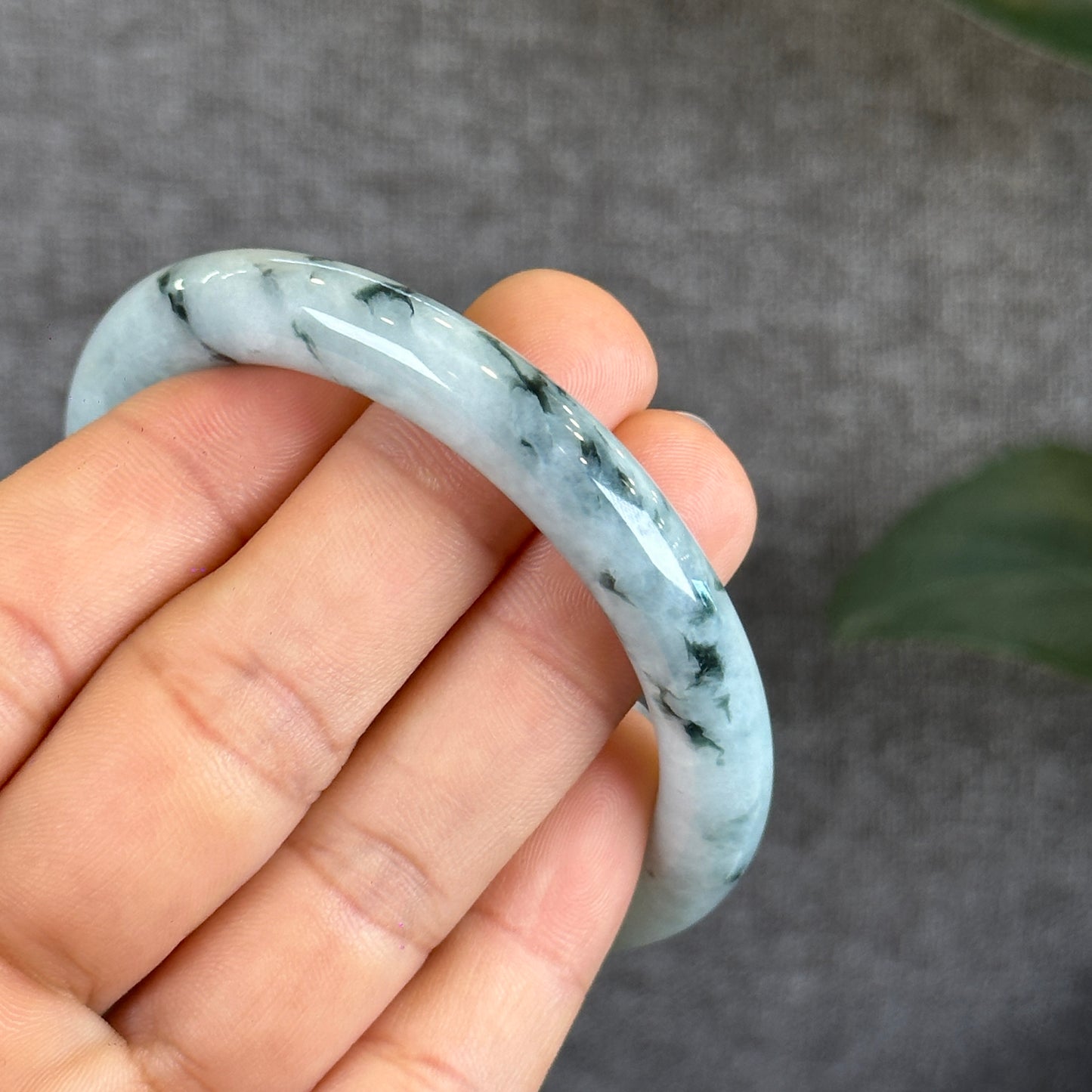 Water Green Floral Pattern Jadeite Jade Bangle Chopstick Sytle Size 53.4 mm