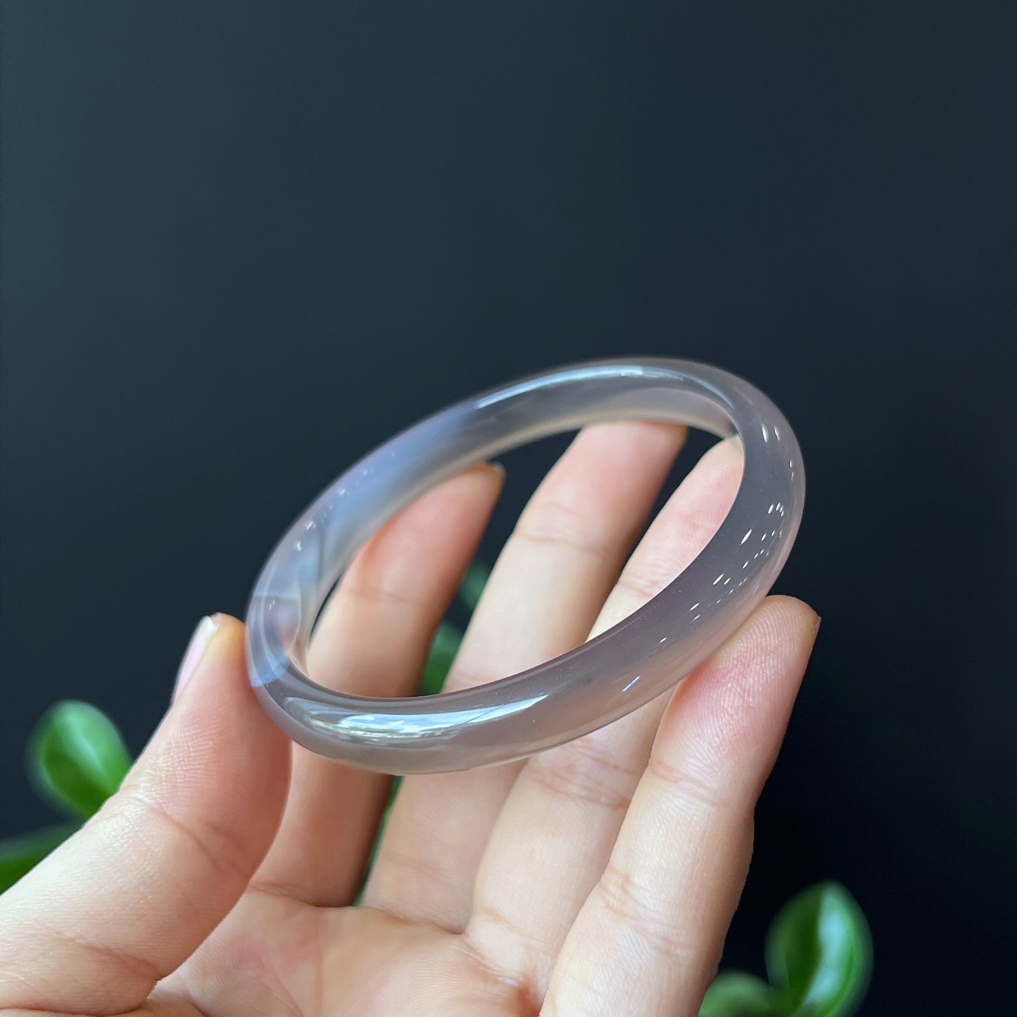 Natural Agate Bangle Leaf Style Size 58 mm