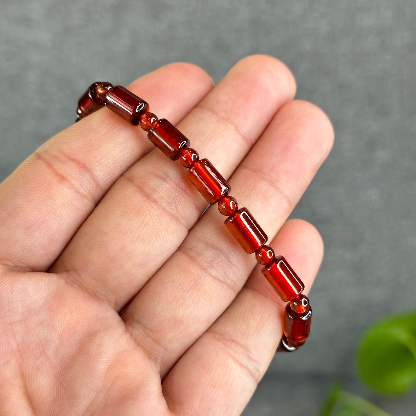 Natural Garnet Lu Thong Mix Bead Bracelet Size 6 mm