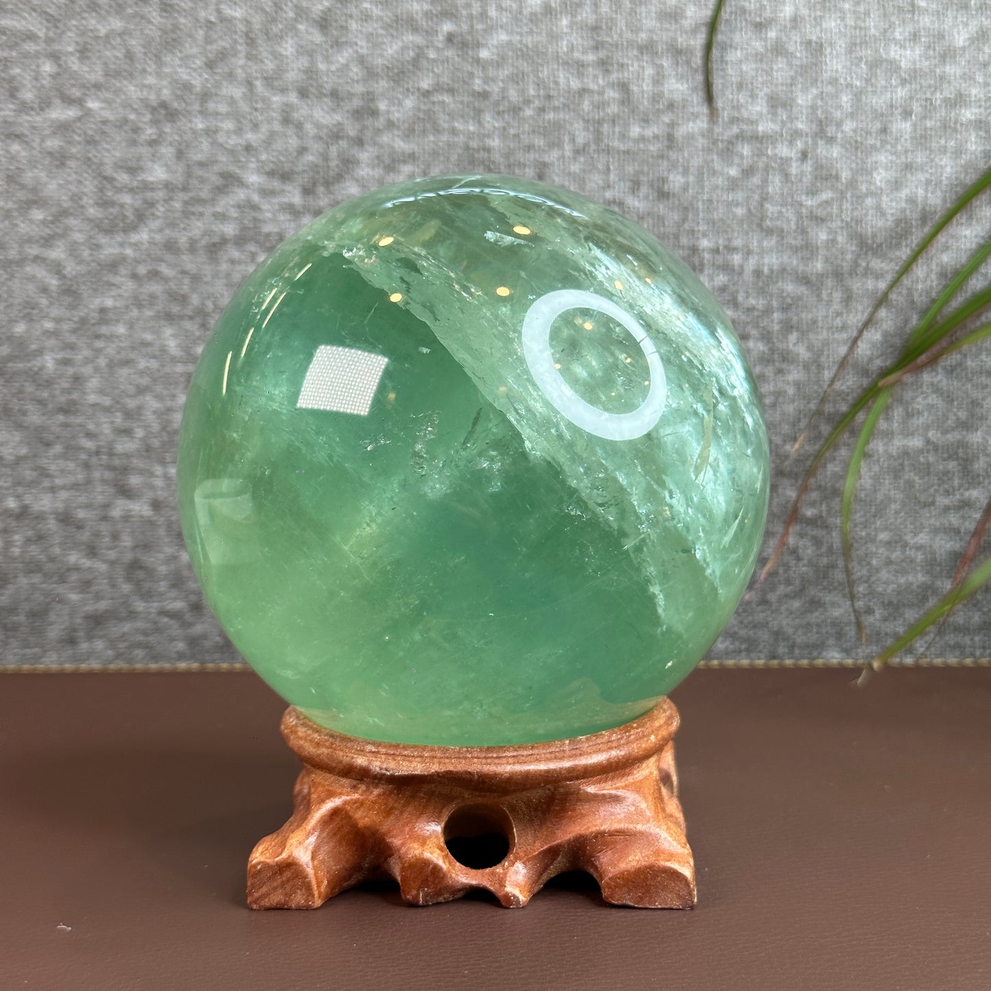Sphère de fluorite 2,23 Kg