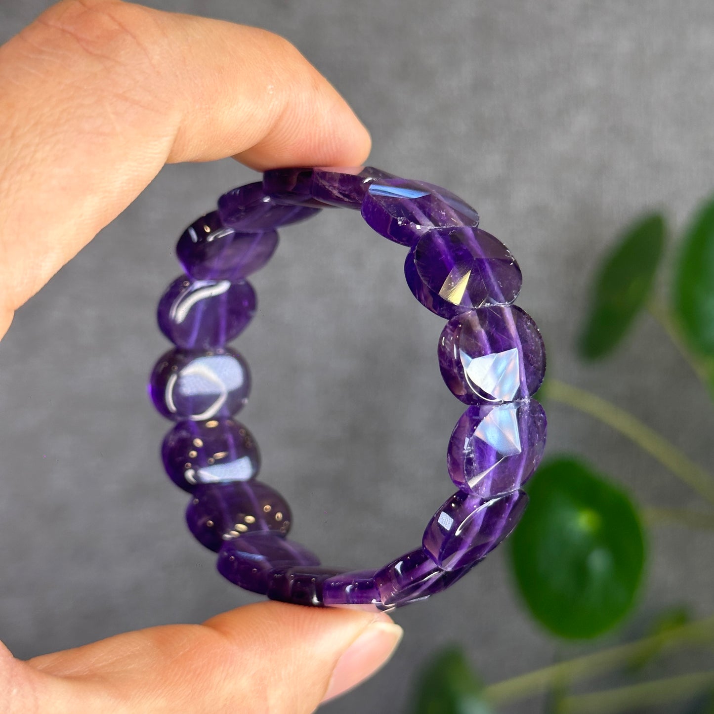 Bracelet manchette à facettes en améthyste d'Uruguay Taille 15 mm
