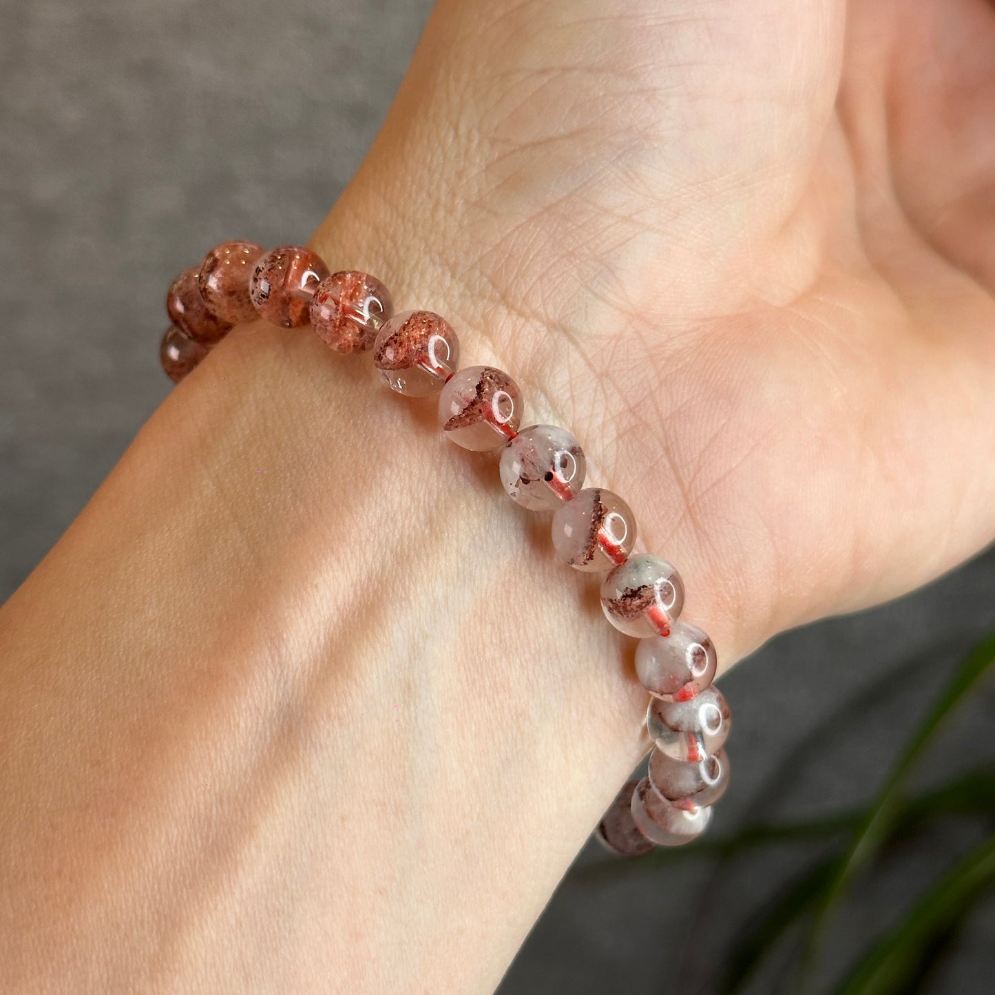 Bracelet Quartz Fantôme Pyramide Rouge Taille 7,5 mm