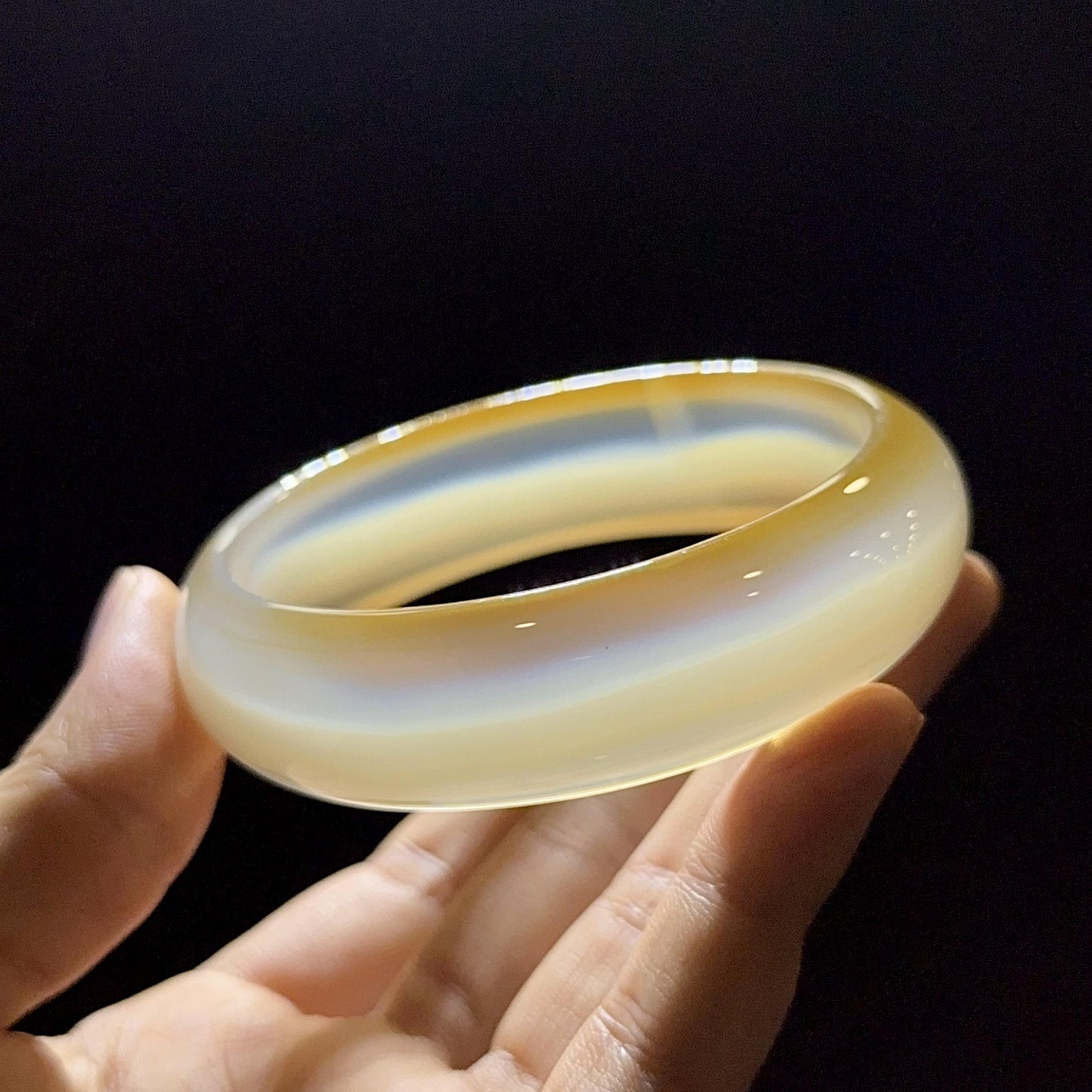 Natural Agate Bangle Leaf Style Size 61 mm