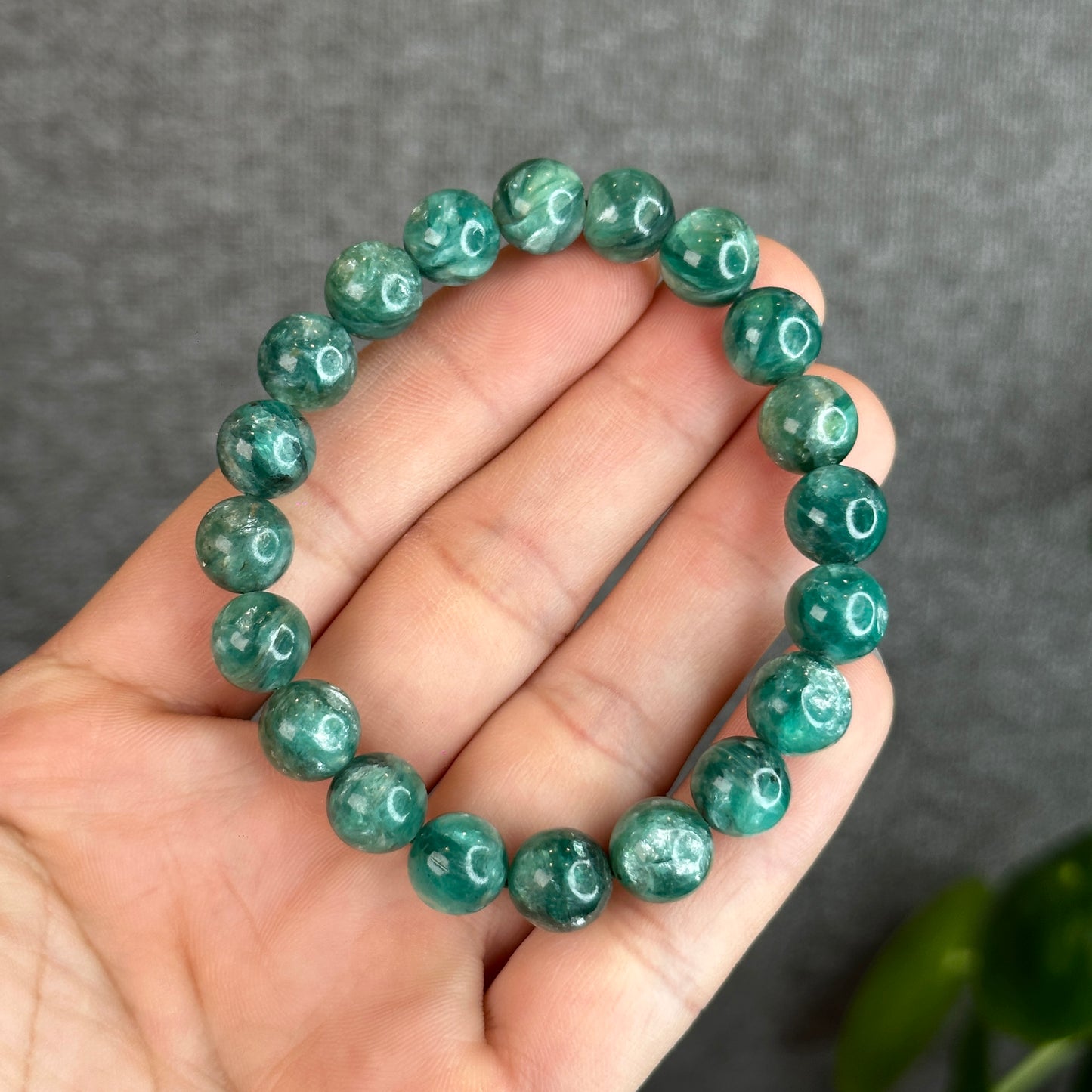 Natural Green Emerald Quartz Muscovite Bracelet Size 9.5 mm