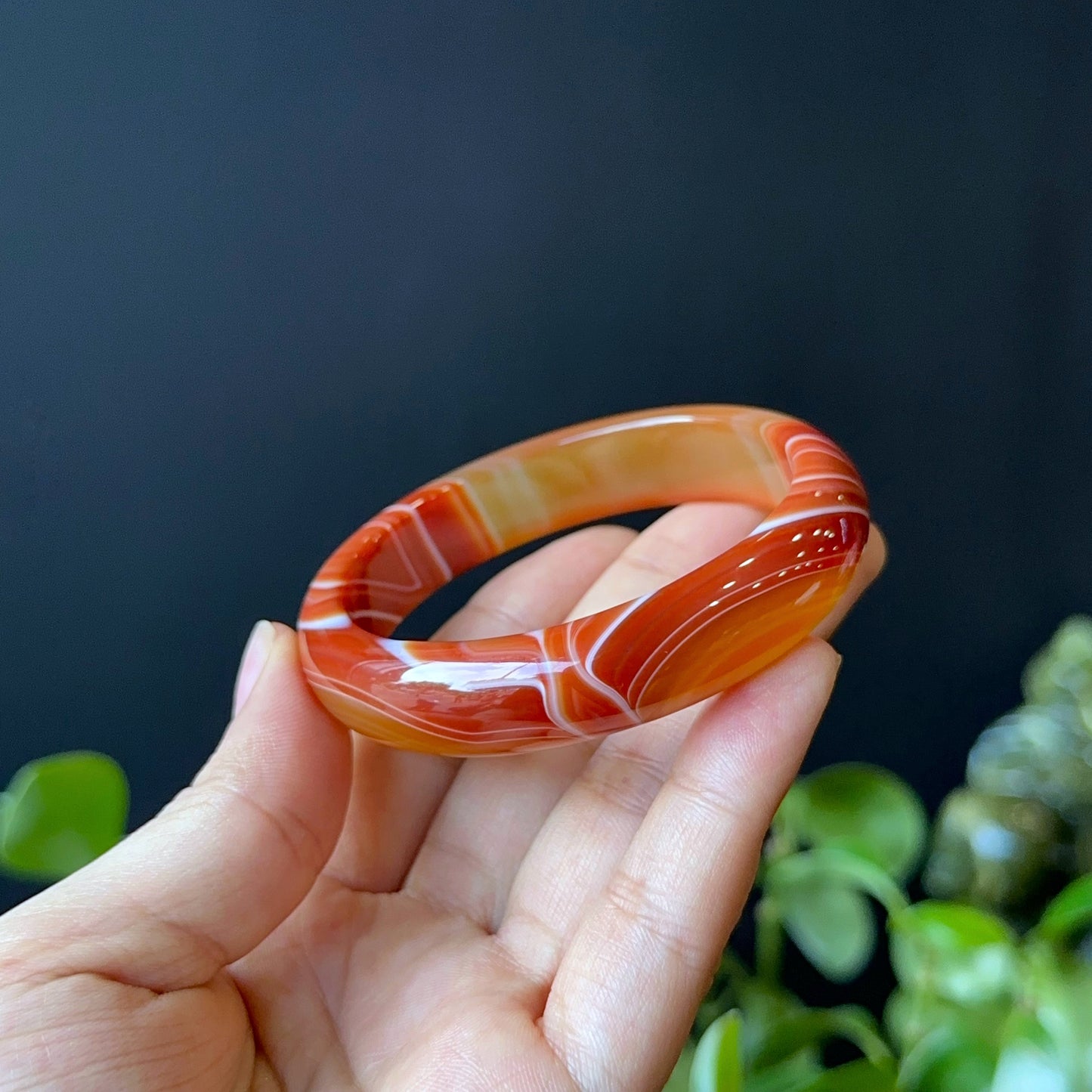 Natural Red Agate Bangle Leaf Style Size 56 mm