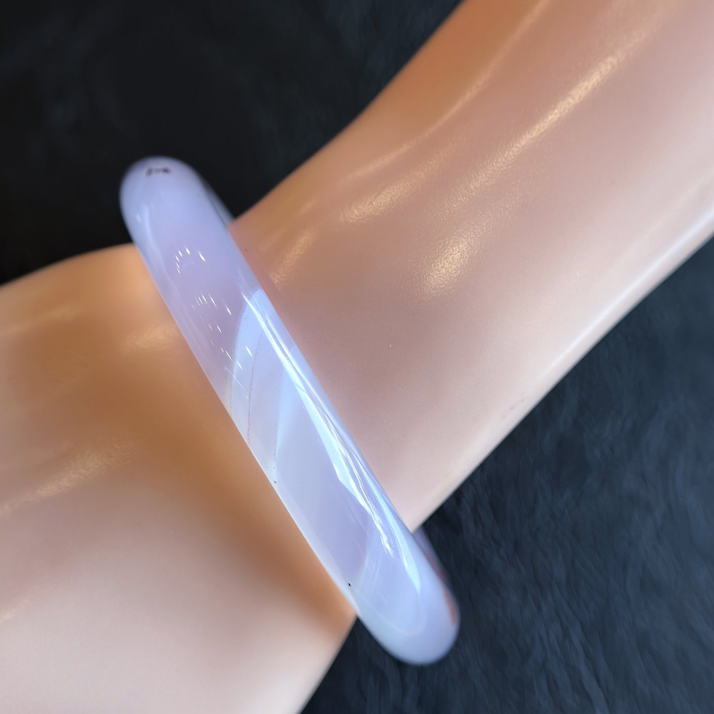 Natural Cinnibar Agate Bangle Leaf Style Size 62 mm
