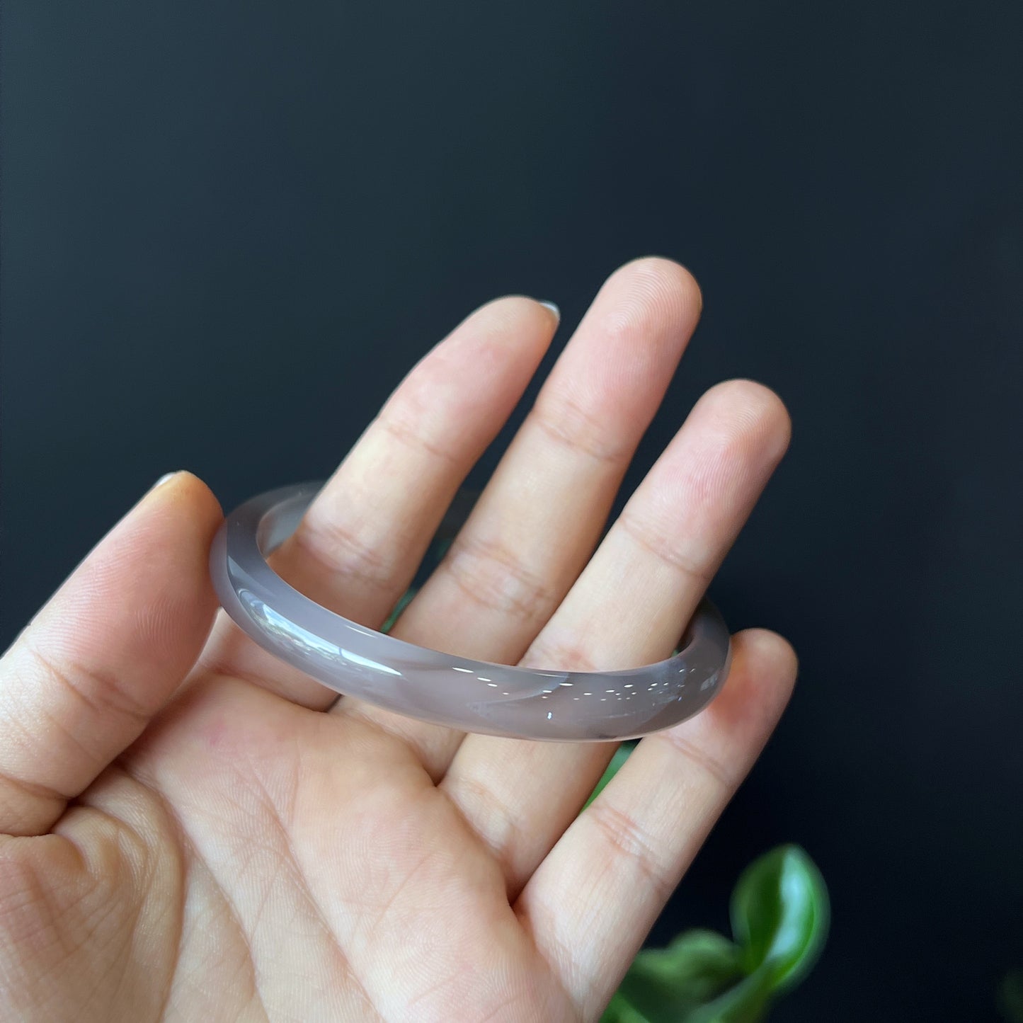 Natural Agate Bangle Leaf Style Size 58 mm