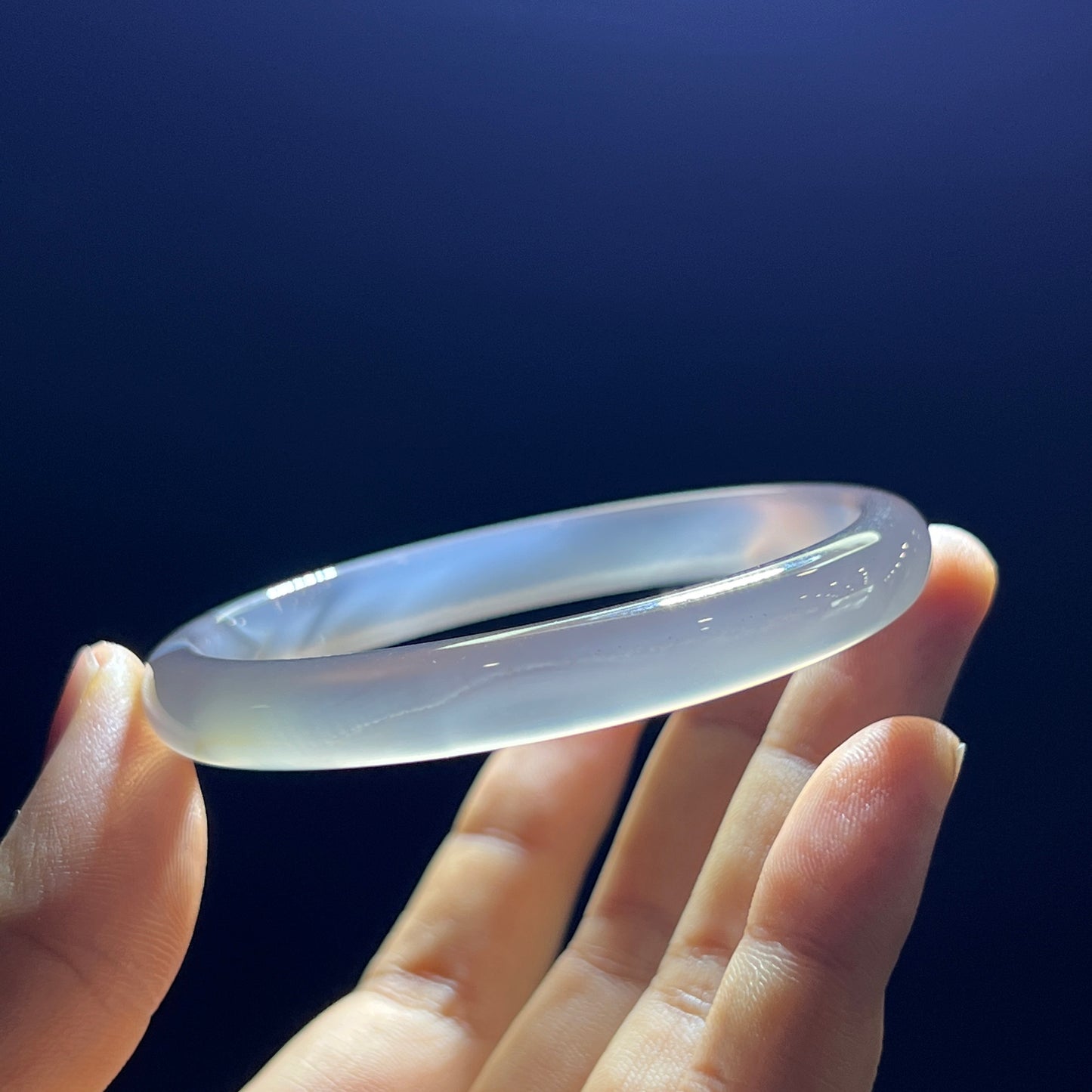 Natural Agate Bangle Leaf Style Size 58 mm
