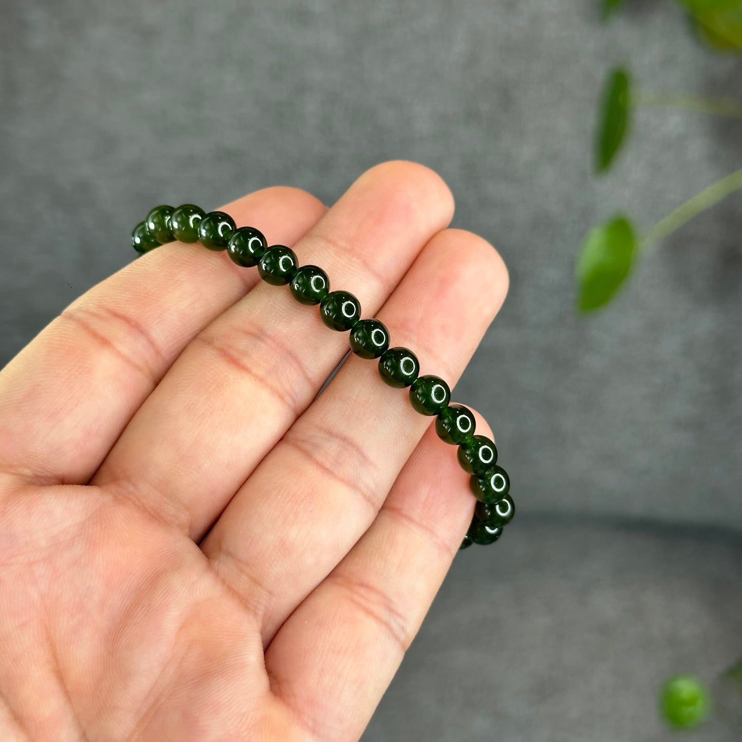 Natural Nephrite Jade Bracelet 6 mm