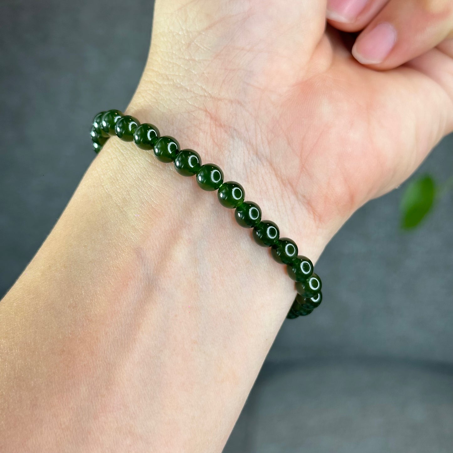 Natural Nephrite Jade Bracelet 6 mm