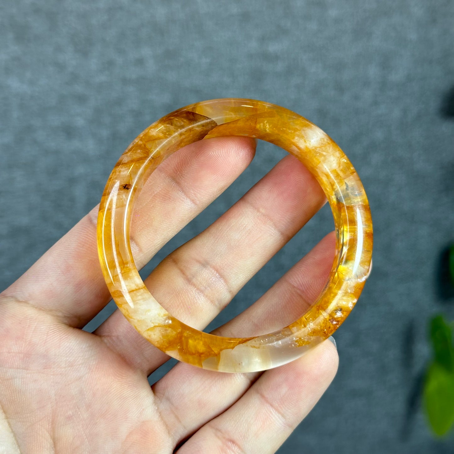 Natural Golden Healer Bangle Leaf Style Size 52 mm