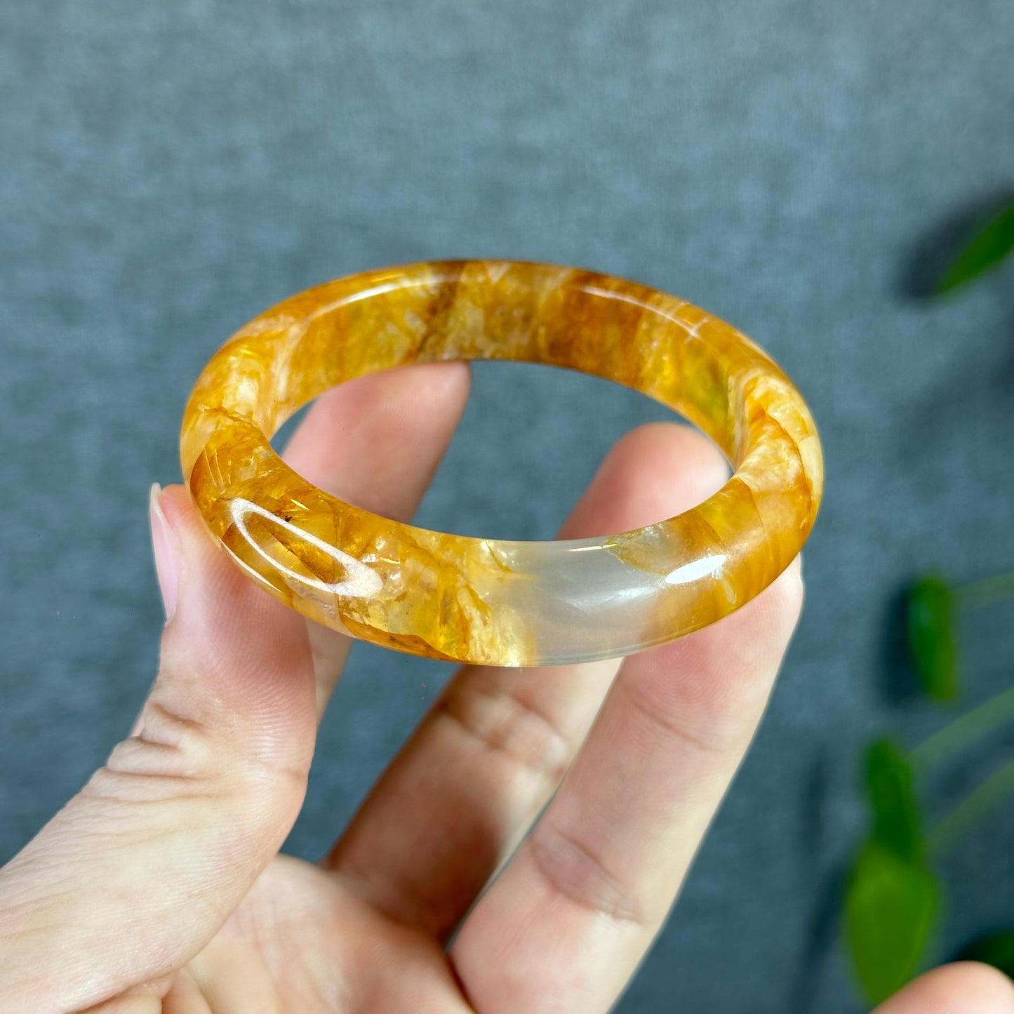 Natural Golden Healer Bangle Leaf Style Size 52 mm