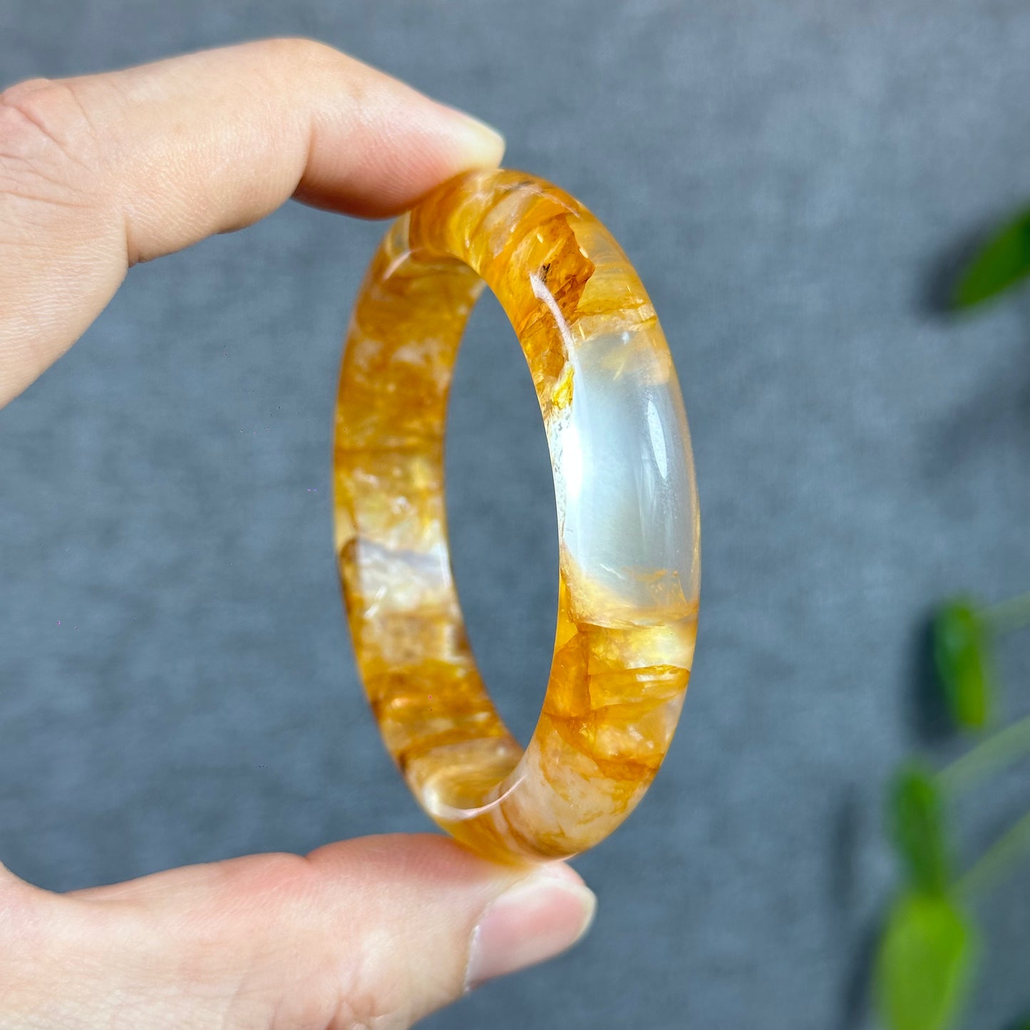 Natural Golden Healer Bangle Leaf Style Size 52 mm