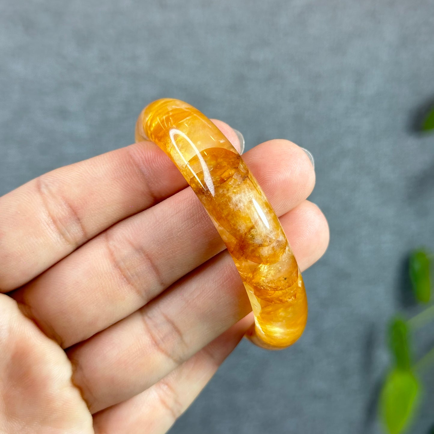 Natural Golden Healer Bangle Leaf Style Size 52 mm