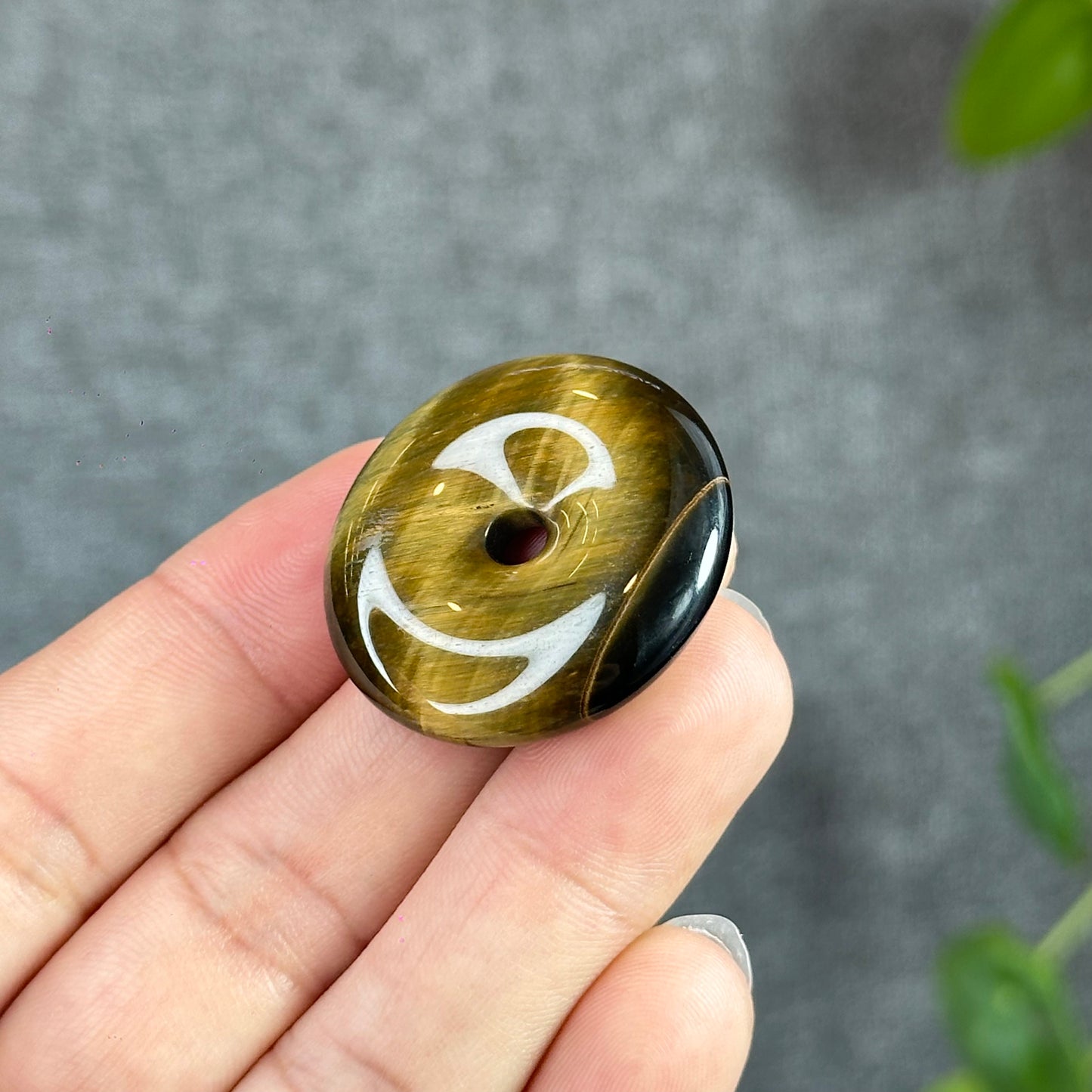 Natural Tiger Eye Donut- Dong Dieu Pendant