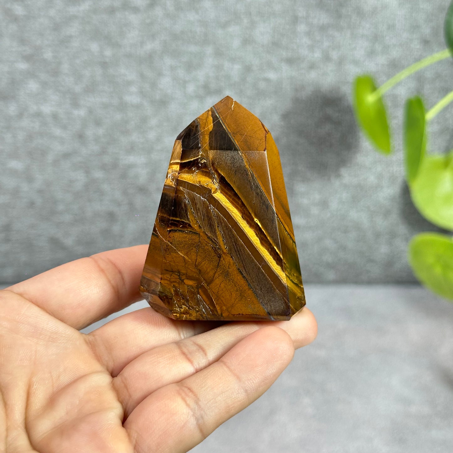 Natural Tiger Eye Tower - 117g