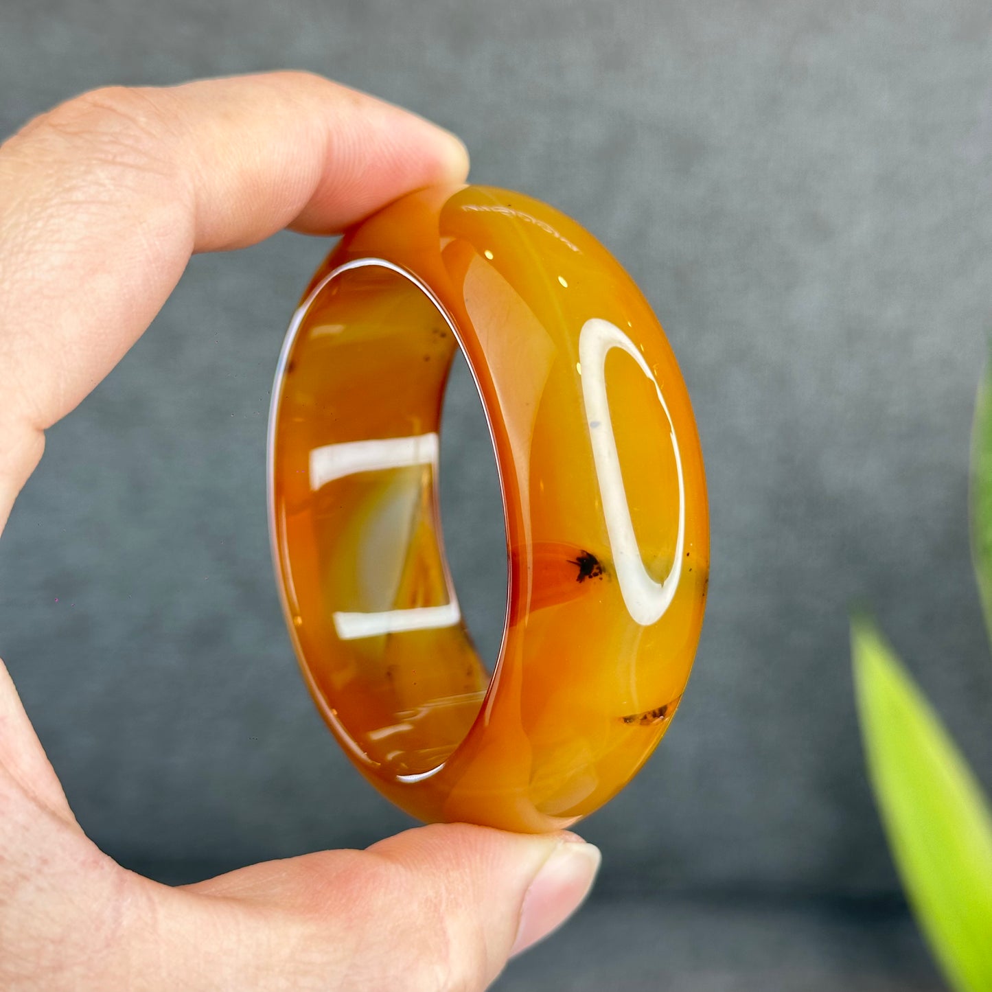 Natural Agate Bangle Leaf Style Size 52 mm