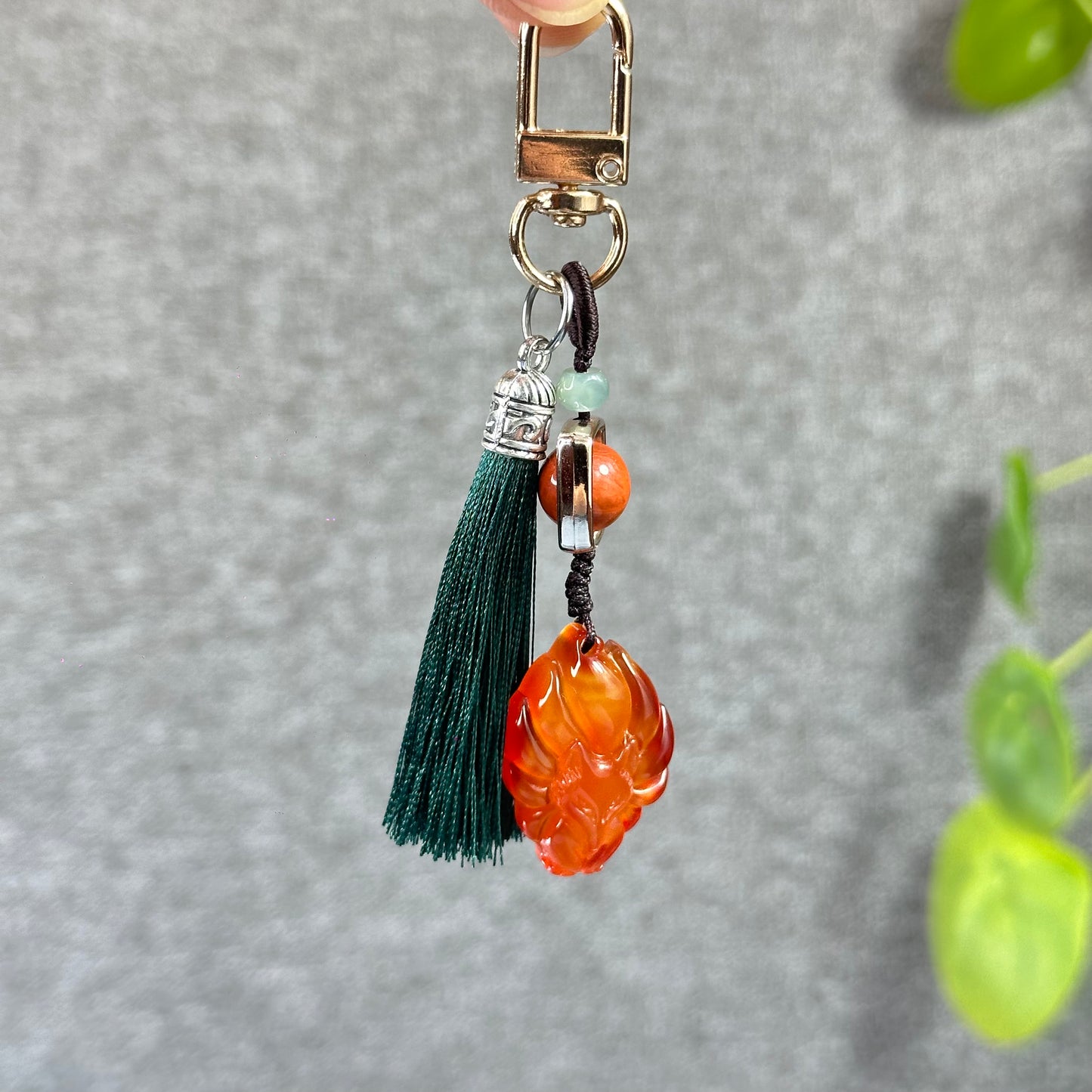 9 Tail Fox Ho Ly Natural Red Agate Accessory