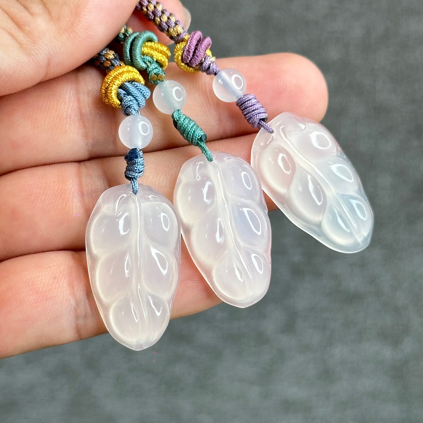 Natural White Agate Leaf Hanging Accessory(Random Color Based on Availability)