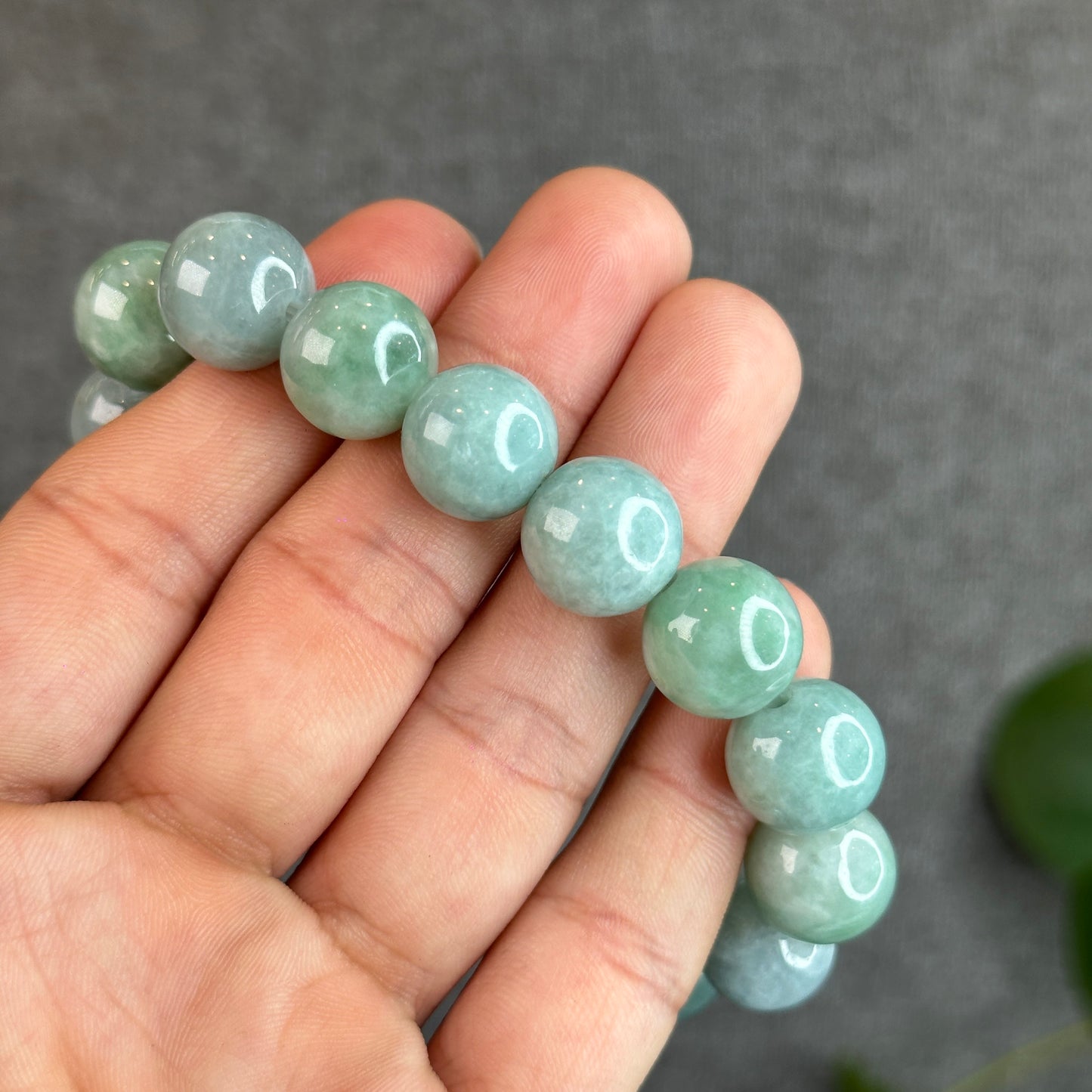 Green Natural Jadeite Jade Bracelet Size 13.2 mm